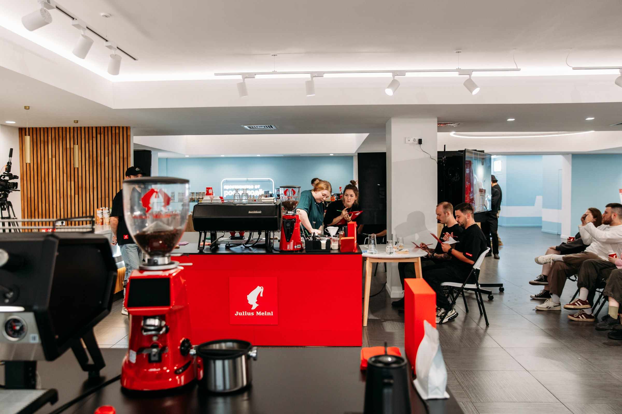 Чемпионат для бариста от Julius Meinl 2025. Фотограф в Иркутске Евгения Айвазова