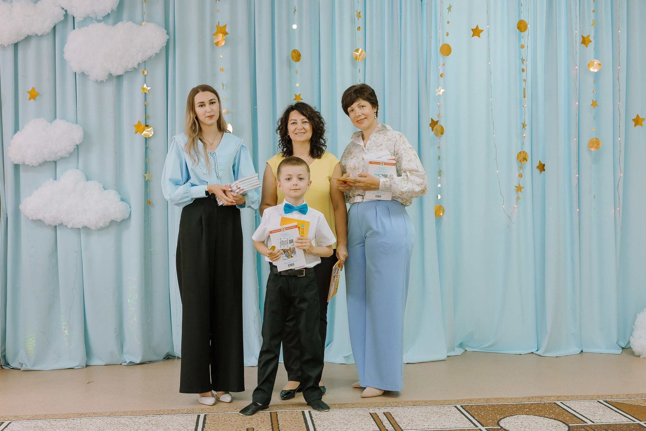 Выпускной в ДС -29. Выпускные альбомы Натальи Бутко: Новороссийск, Анапа, Геленджик