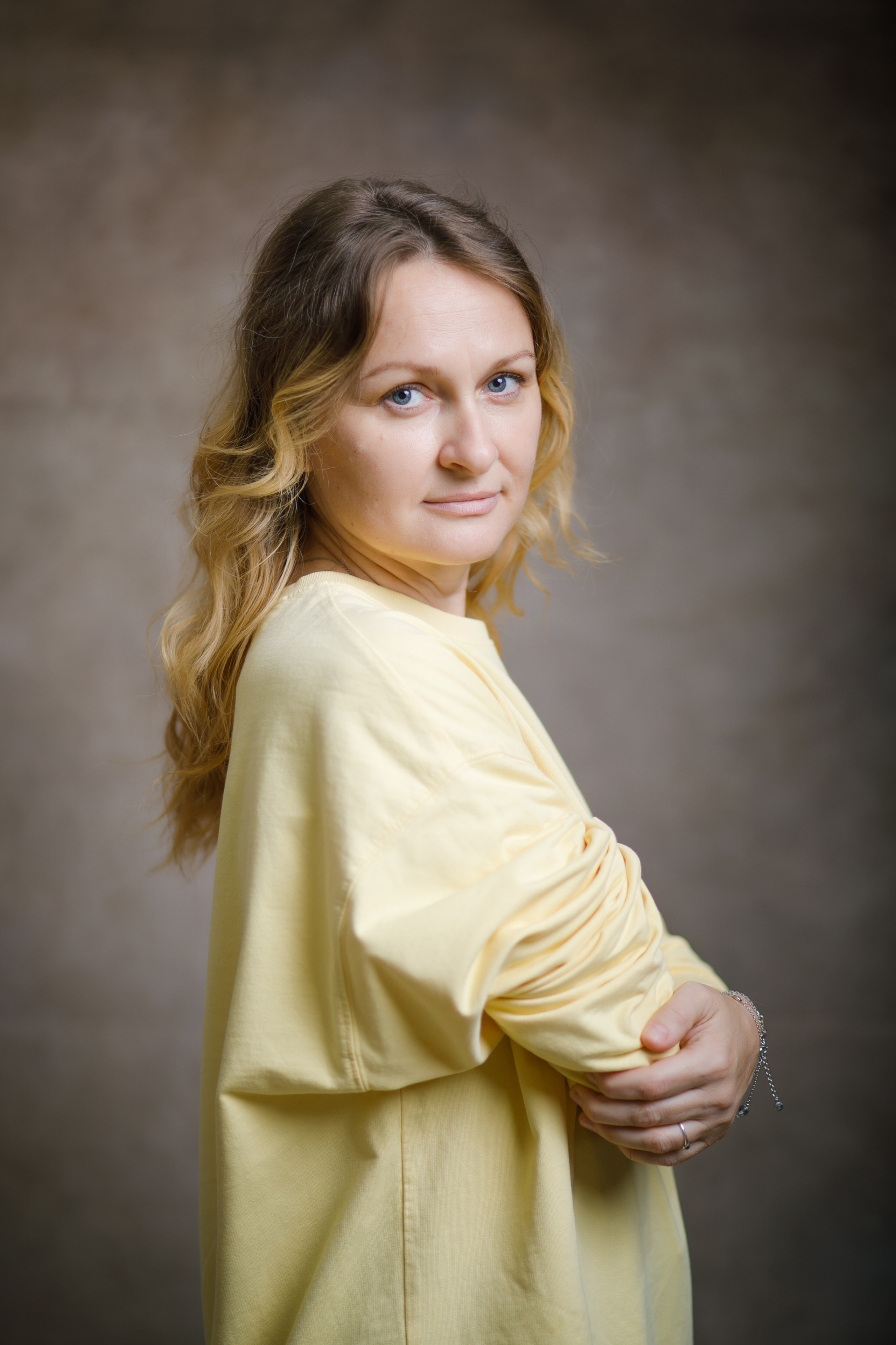 Классика. Просто фон и свет. Школьные альбомы, Семейные съемки, Портреты, Фотограф Елена Кузнецова