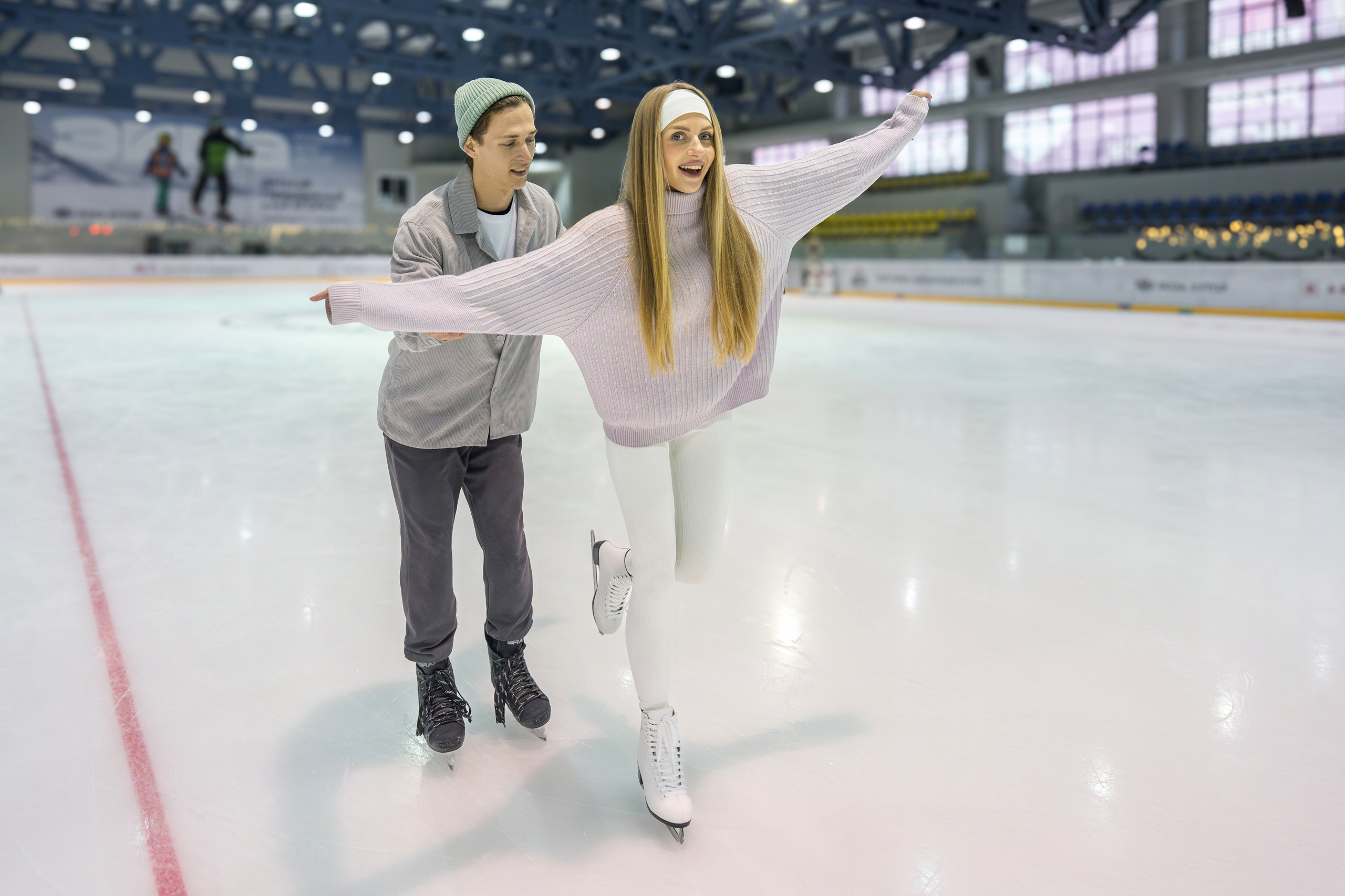 Контент съемка на катке для курорта Роза Хутор. Репортажный фотограф в Красной Поляне и Сочи Павлюченко Екатерина