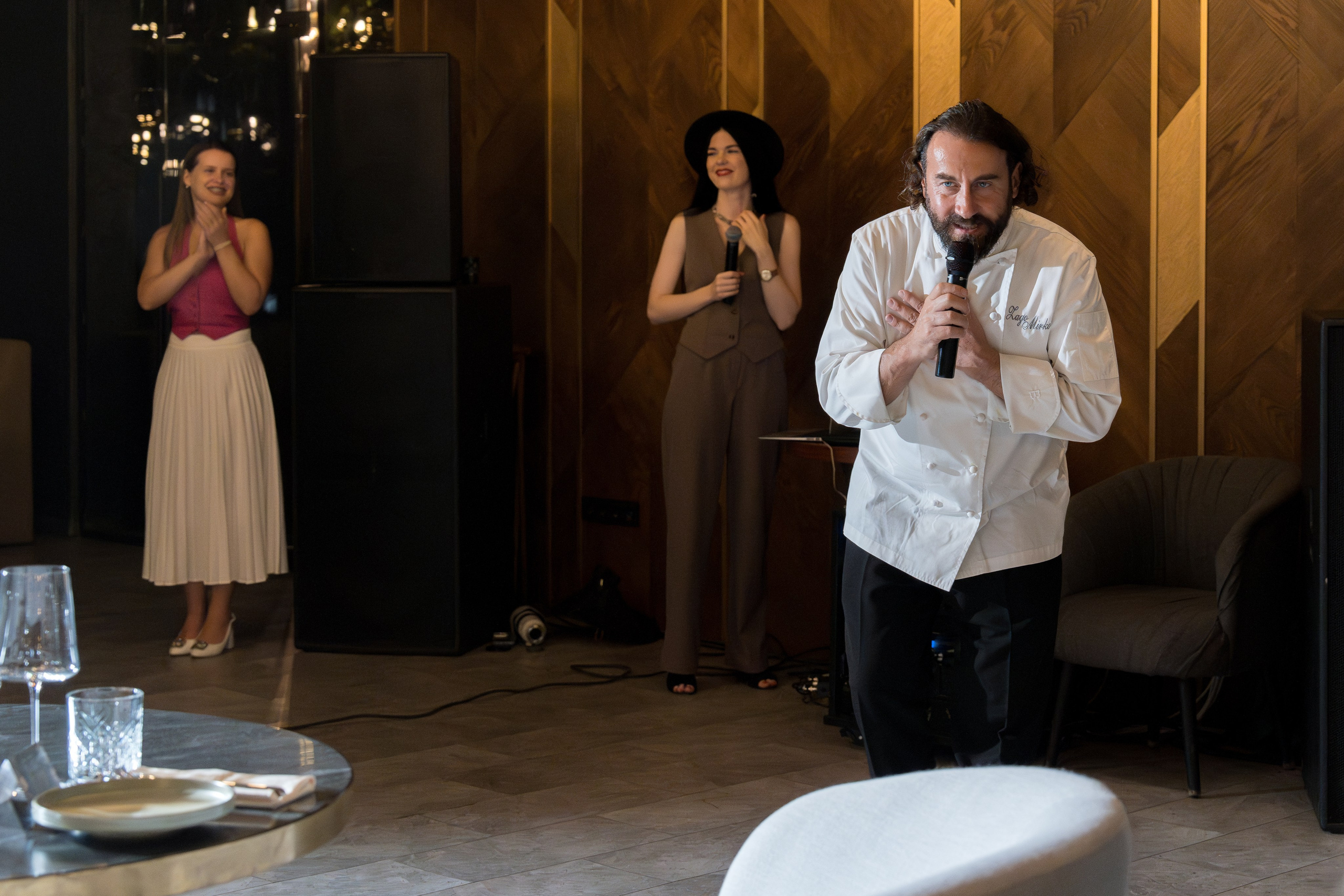 Гастрономический ужин «Лесная Италия» с Мирко Дзаго в ресторане RiverSide. Репортажный фотограф в Красной Поляне и Сочи Павлюченко Екатерина