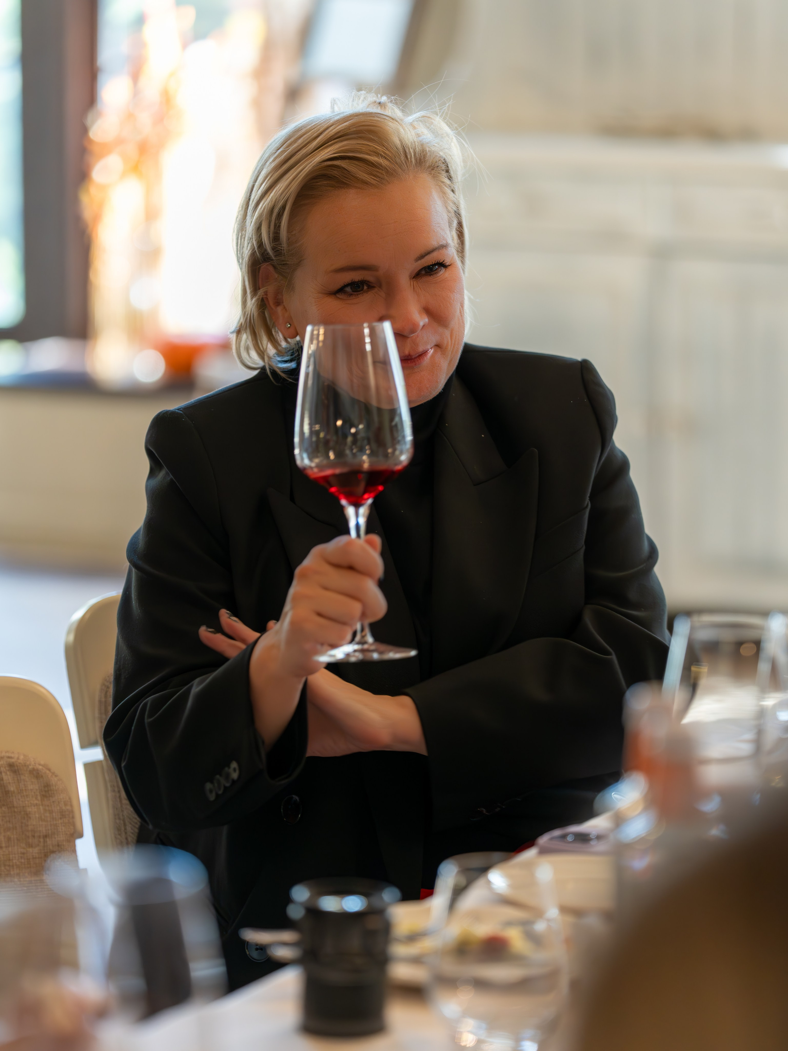 Литературная мастерская с Ольгой Шутовой в «Винотеррии». Репортажный фотограф в Красной Поляне и Сочи Павлюченко Екатерина