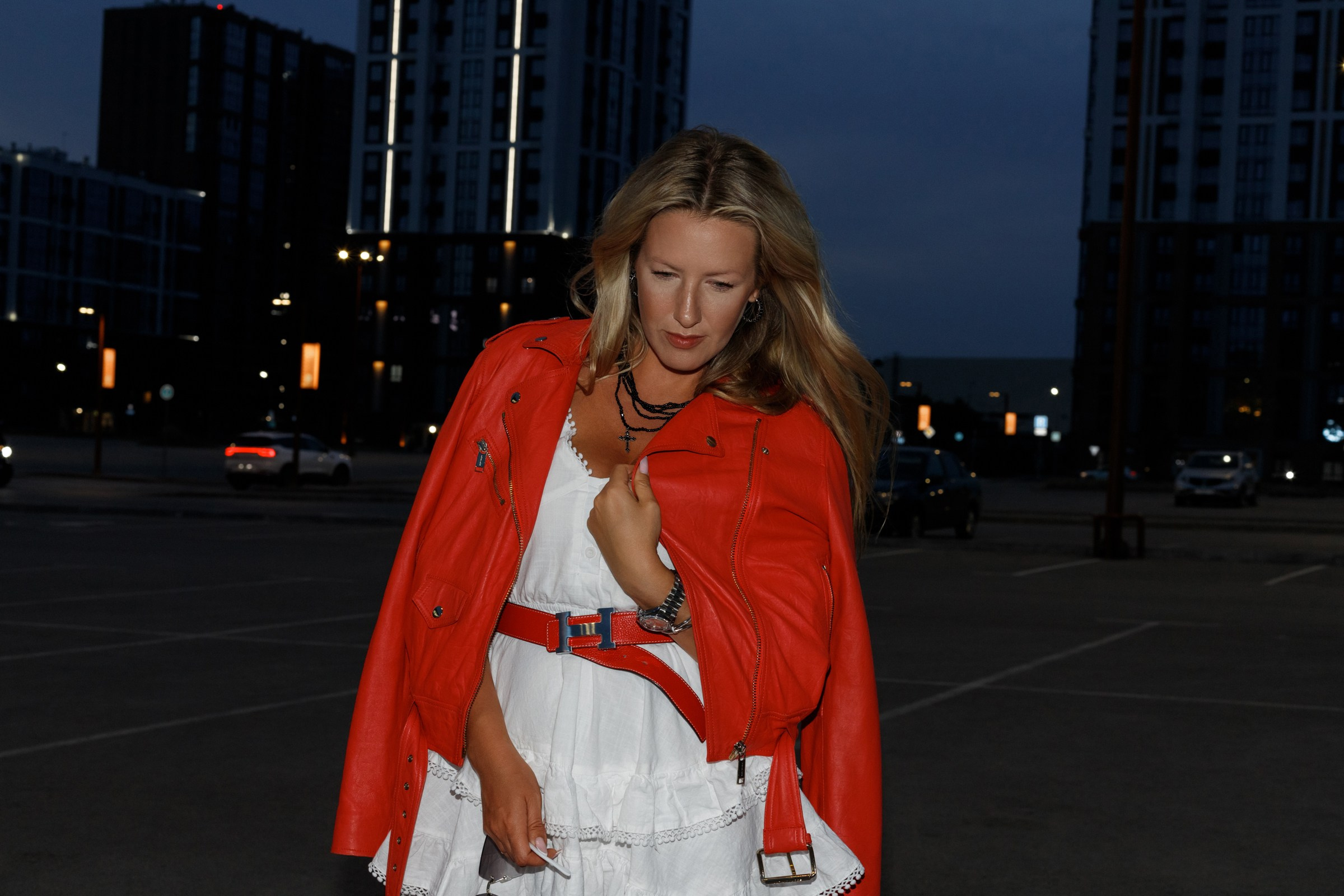 Ночная серия. Вспышка. Наталья. Евгения. Июнь 2025. Фотограф Пермь. Свадьбы. Семья и дети, школа, д. сад. Фотокниги