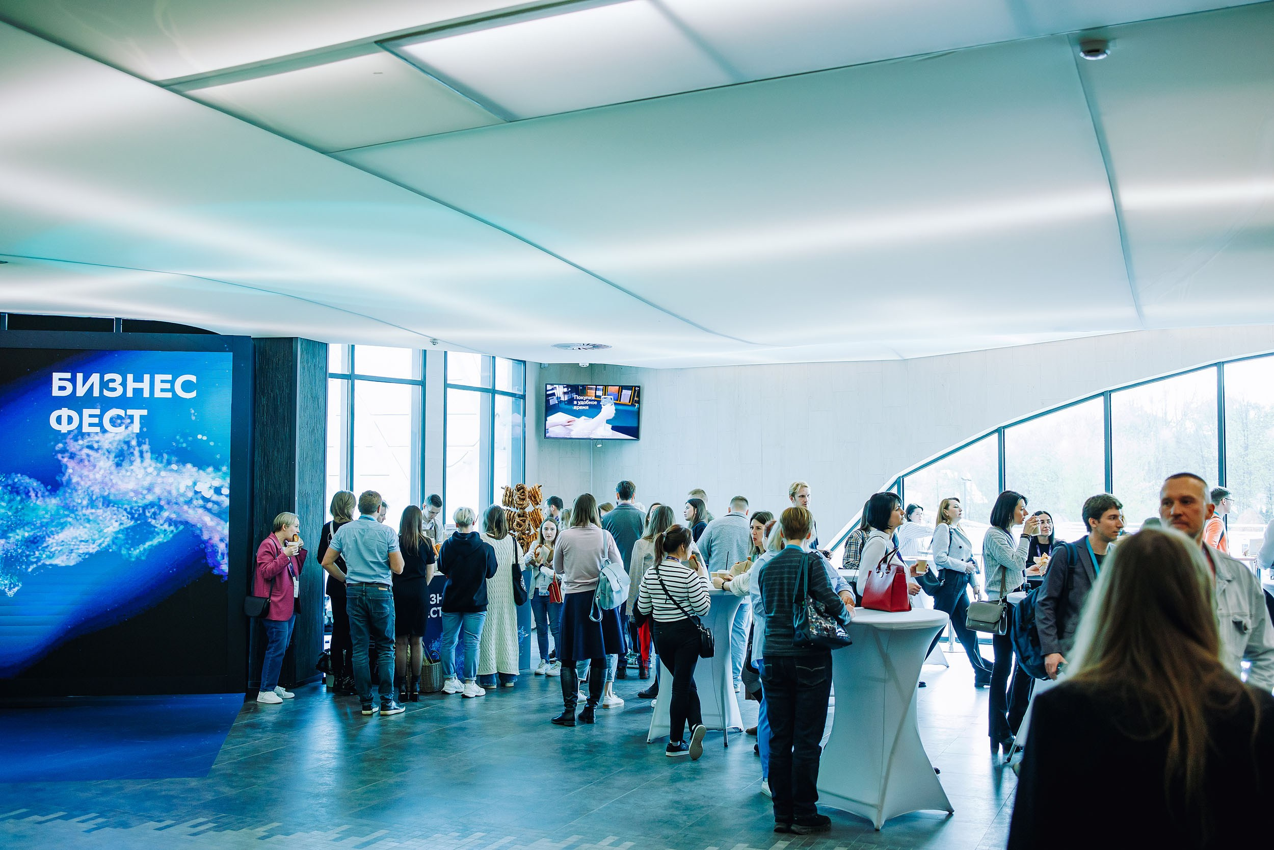 СБЕР Бизнес Фест. One Media Life: фоторепортажи, фотоотчеты с мероприятий и заведений