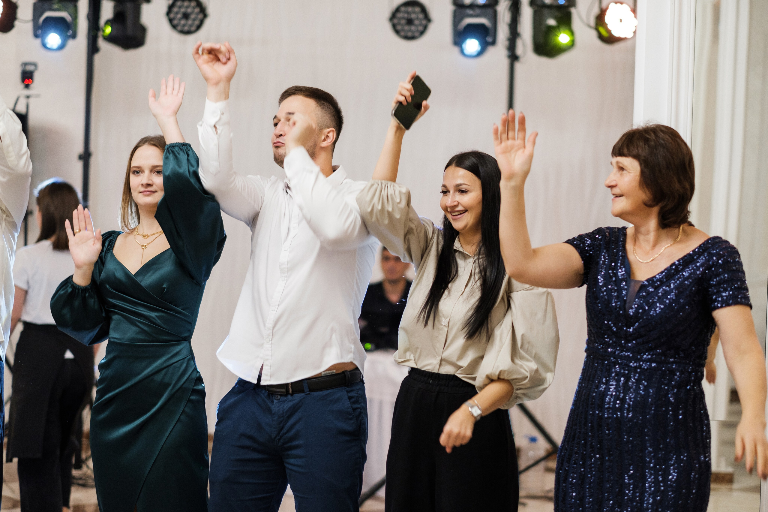 Александр и Лариса. Свадебный фотограф | репортаж | праздники | крещение