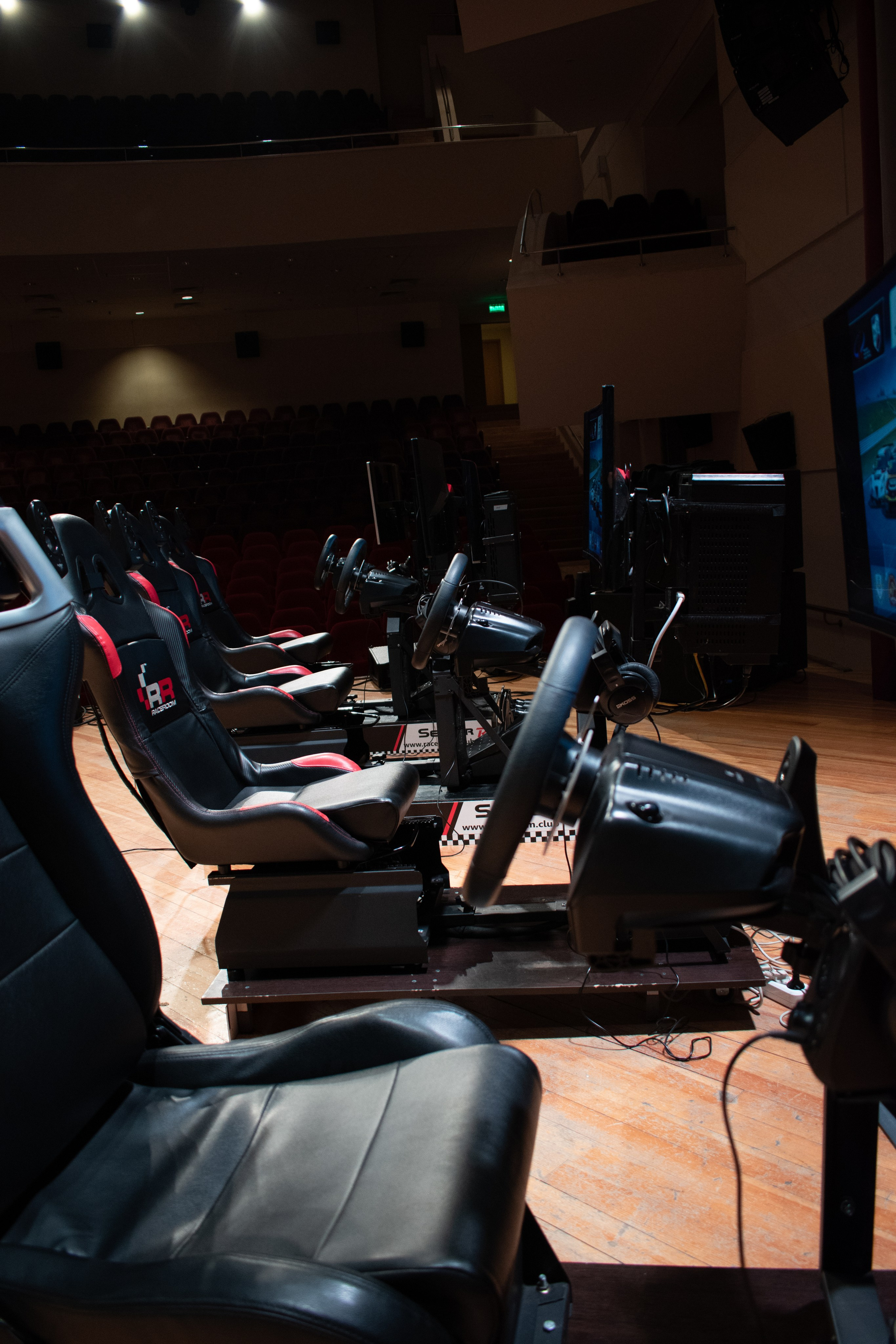 RaceRoom — Командный турнир среди ВУЗов города Москвы | 22.02.20. Репортажный фотограф Сыбер Мартти