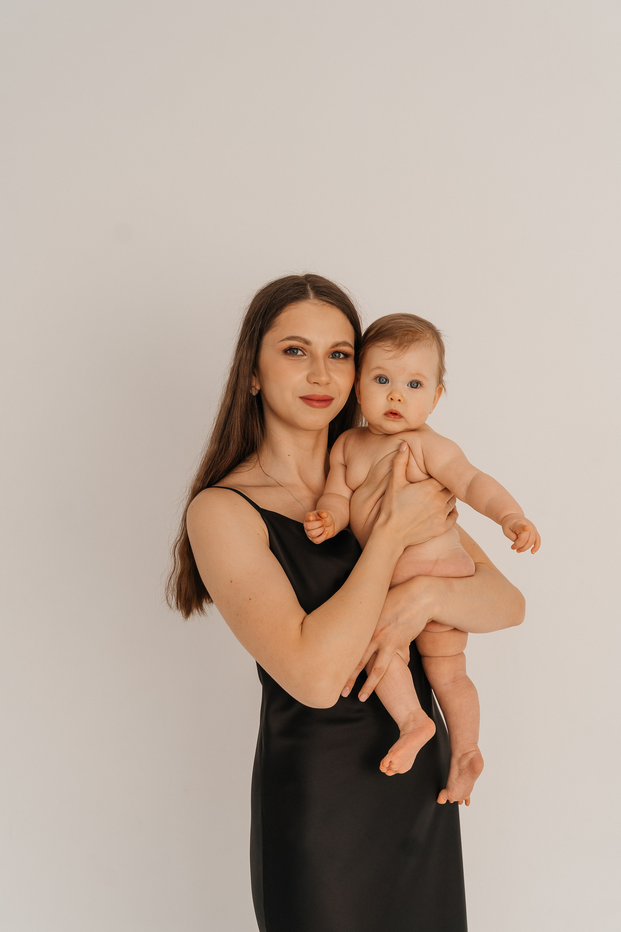 Сережа, Юля, Василиса и Дарина. Волик Мария