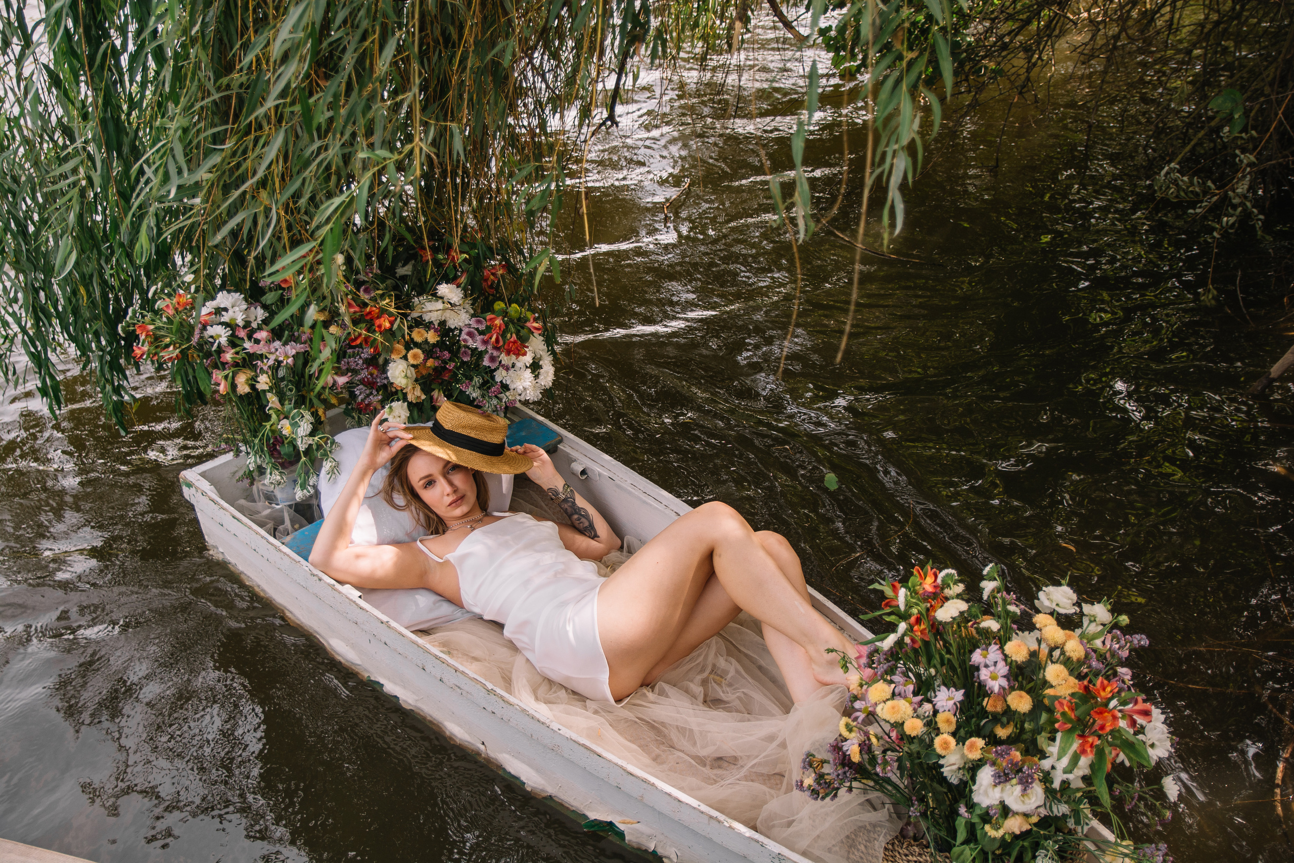 Катя и Дина, уличная фотосессия в студии. Семейный и детский фотограф Кущ Наташа