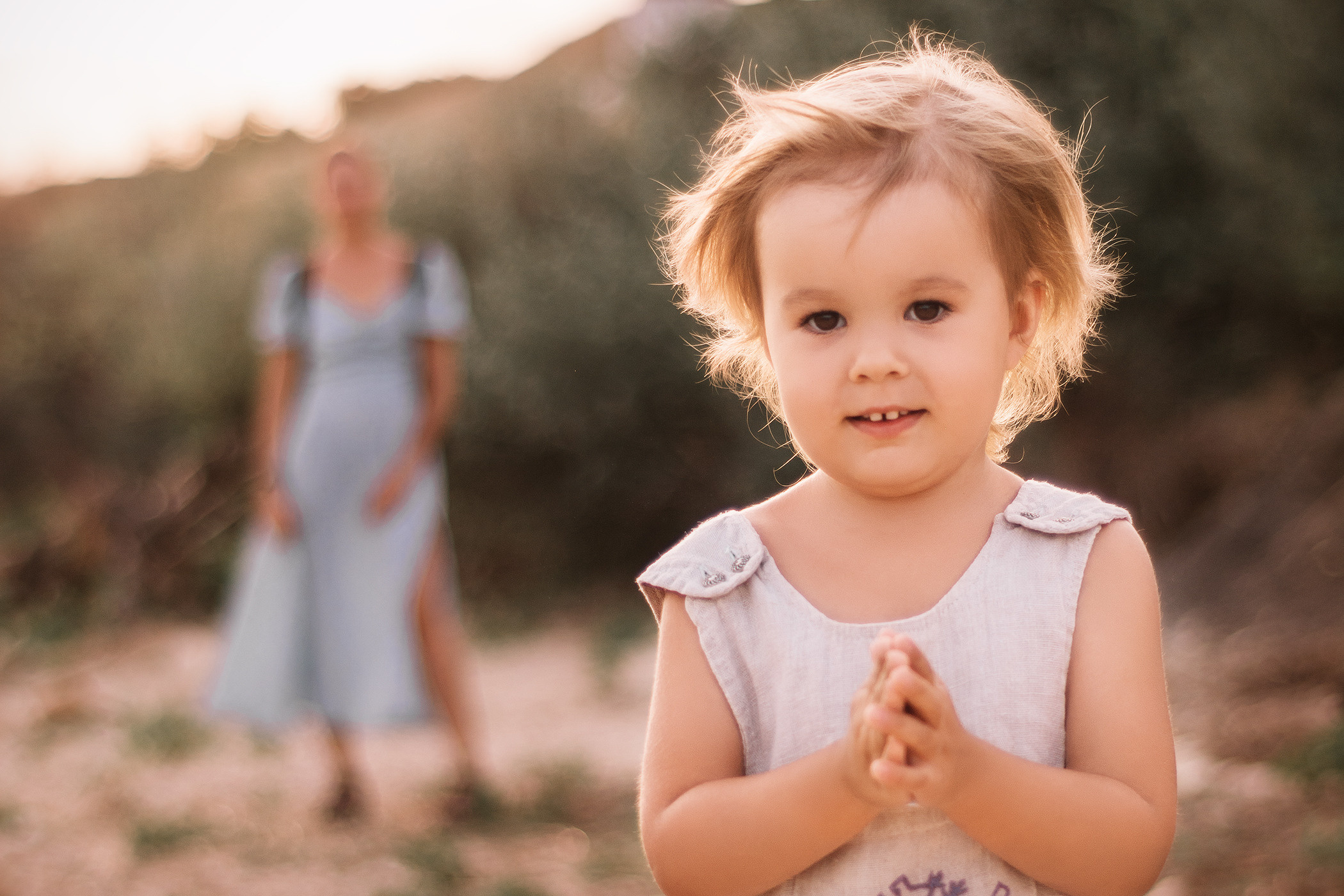 Фотосессия в Мержаново, Вика и Кира. Семейный и детский фотограф Кущ Наташа