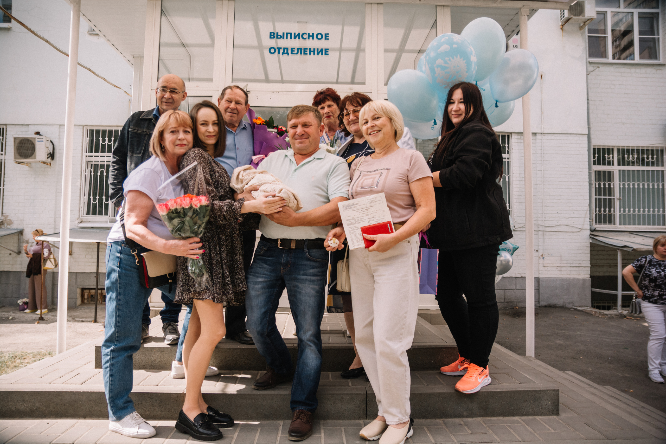 Выписка из роддома. Семейный и детский фотограф Кущ Наташа