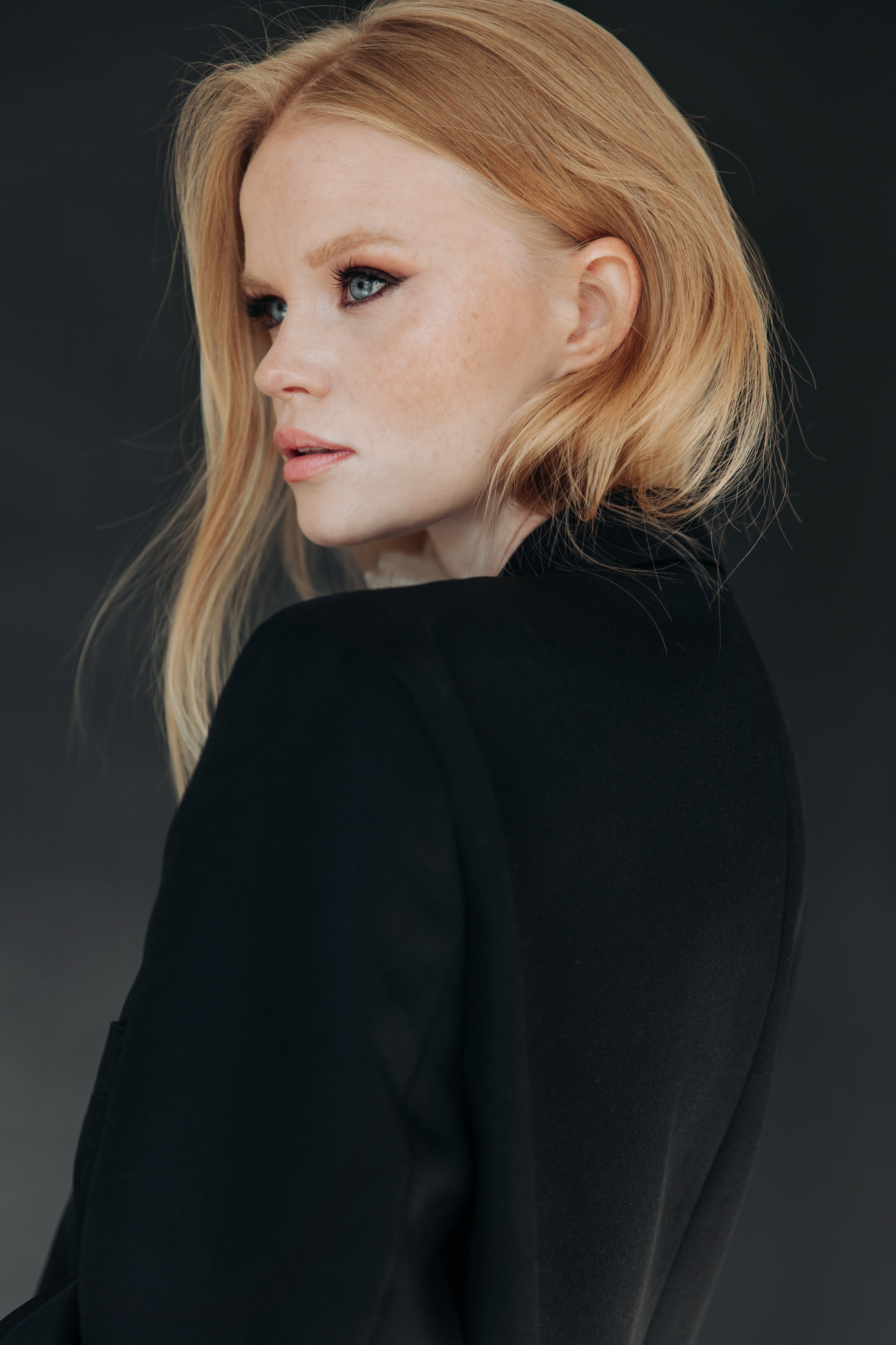 Рина. Главная