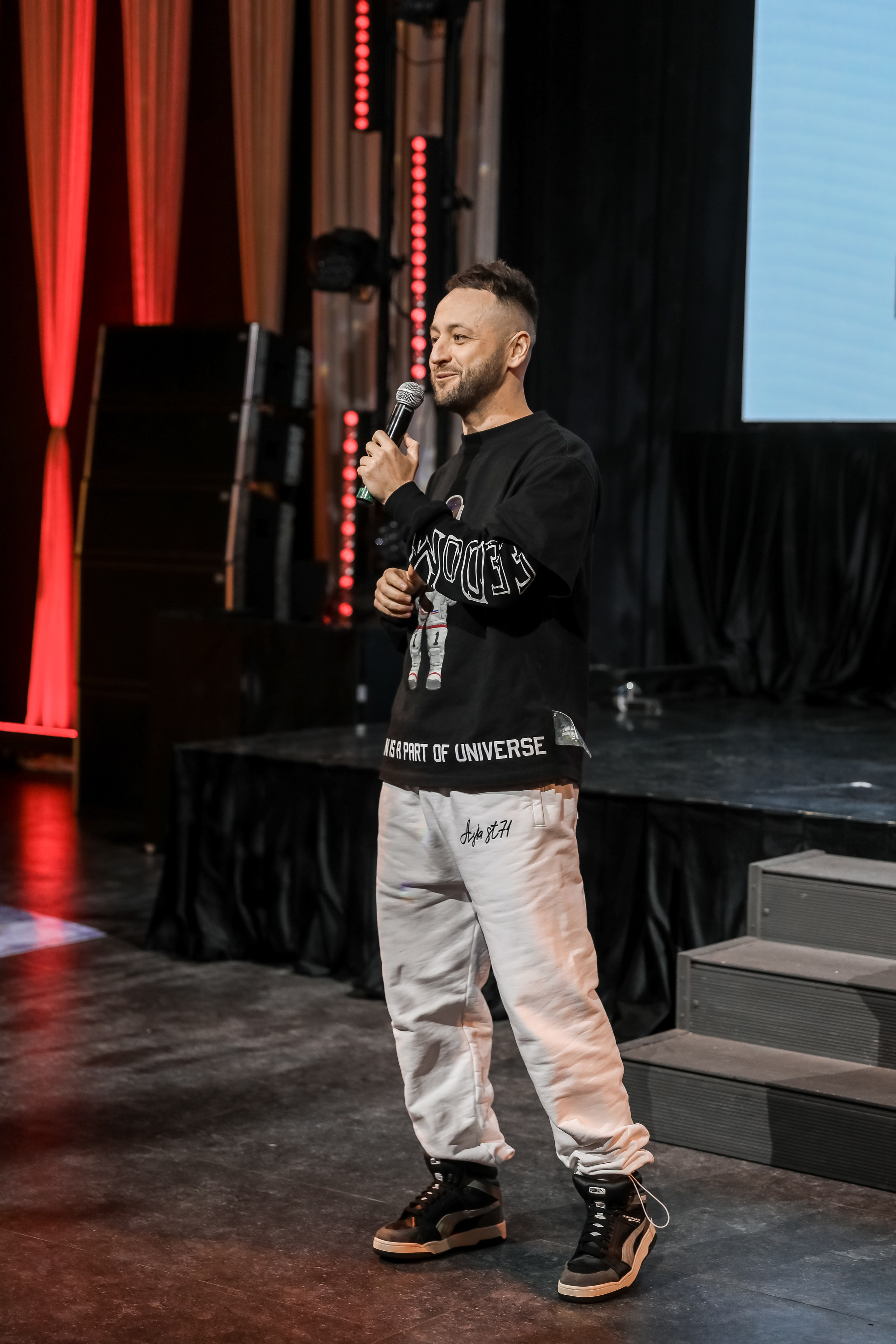 Happy Birthday КОММУНИКАТОР. Photographer Viktoriya Markushina «My world throug»