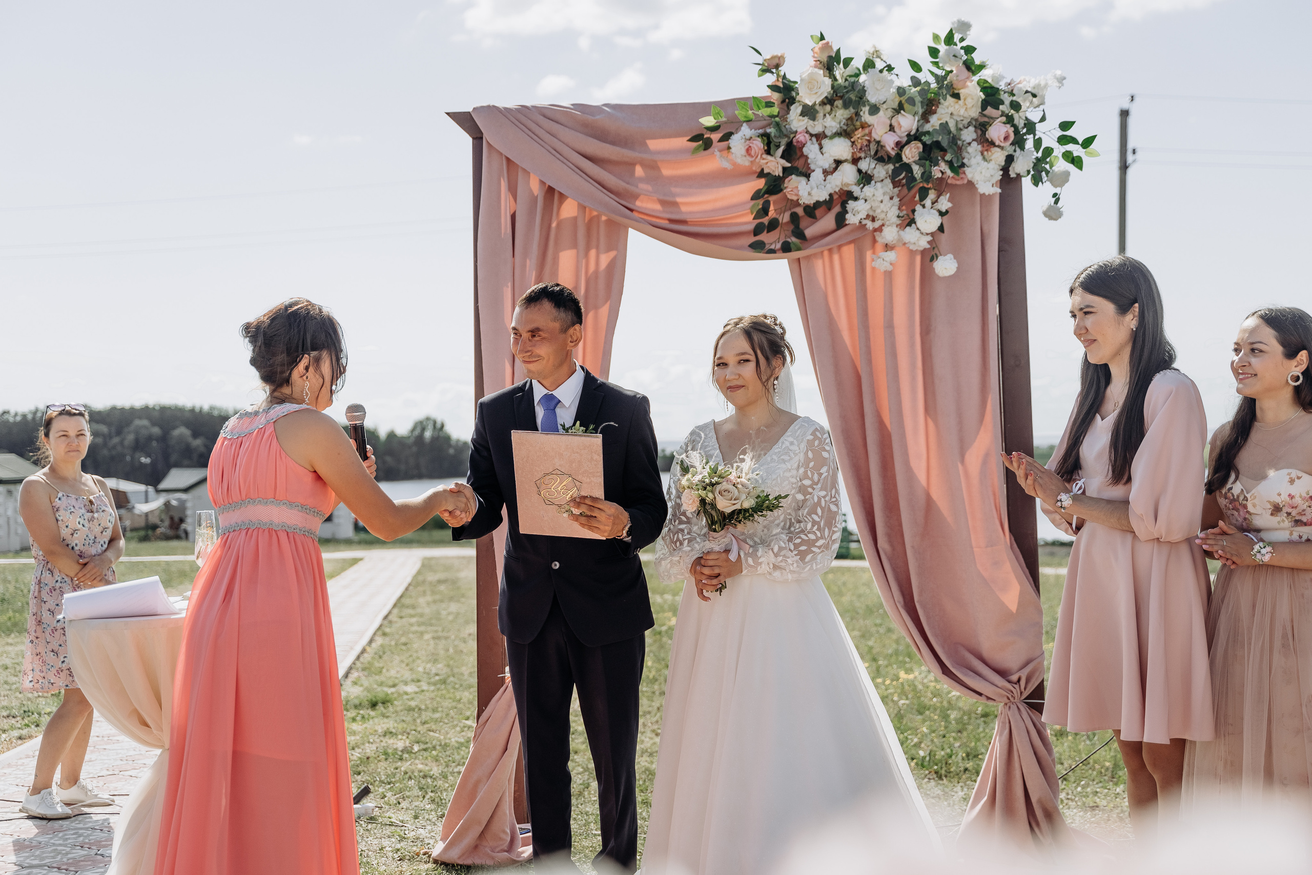 Аделина и Идель. Свадебный семейный фотограф Ксения Божко Уфа Раевка никах в Нарыстау