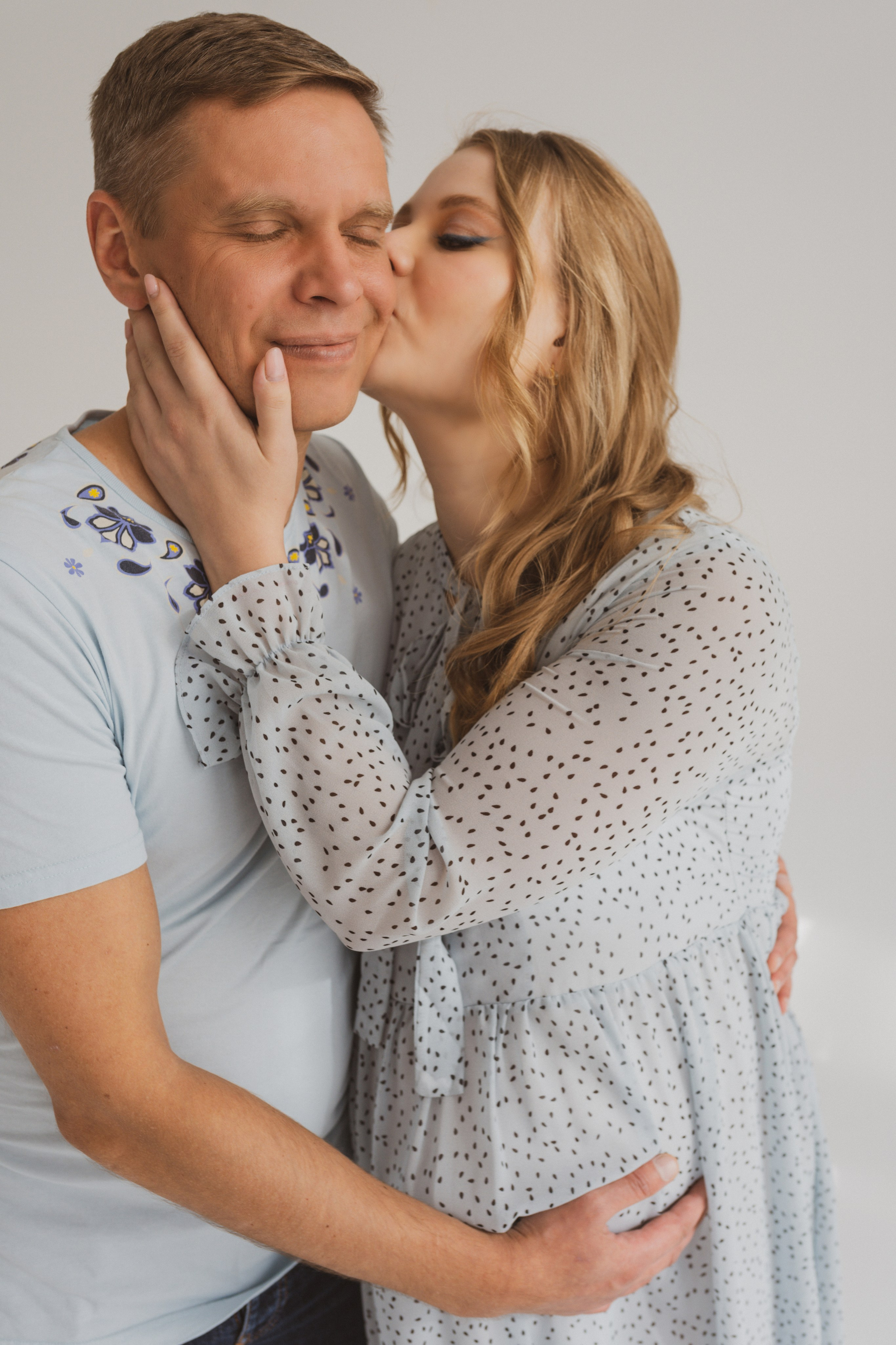 Семейная фотосессия в студии в Москве, семейный фотограф Анна Полушина. Свадебный фотограф в Москве Анна Полушина