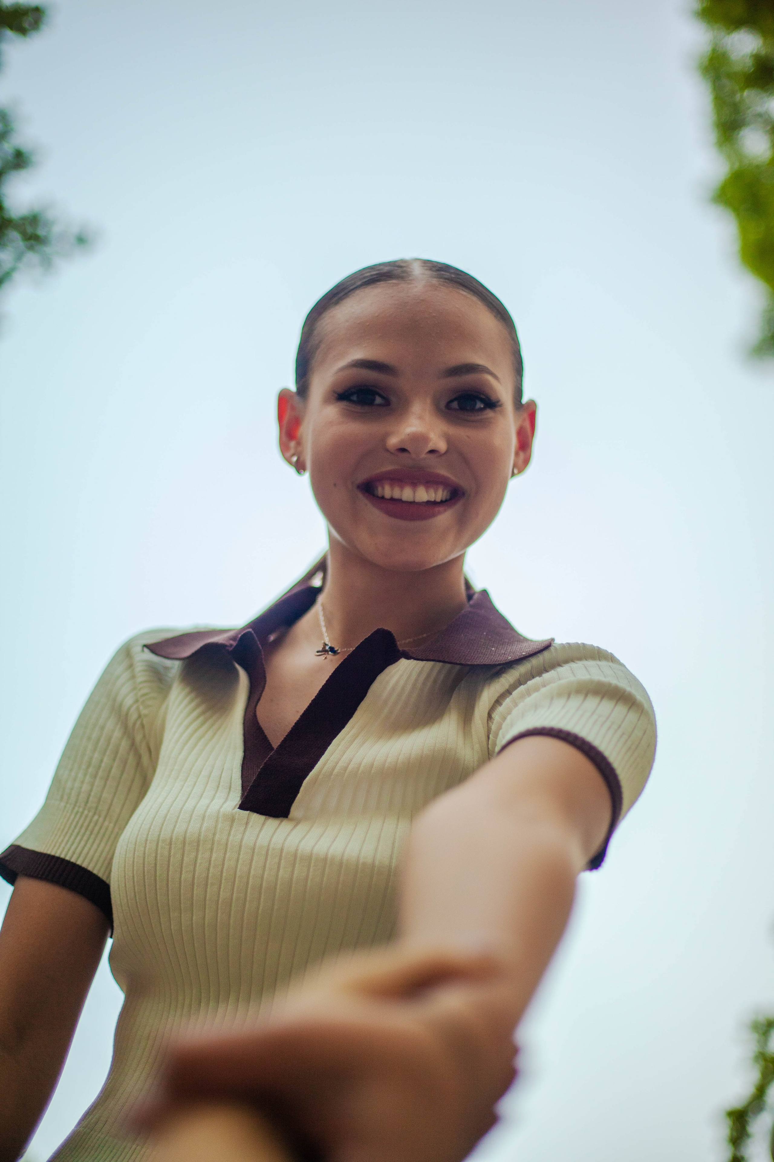 Абрау. Уличный фотограф Города N