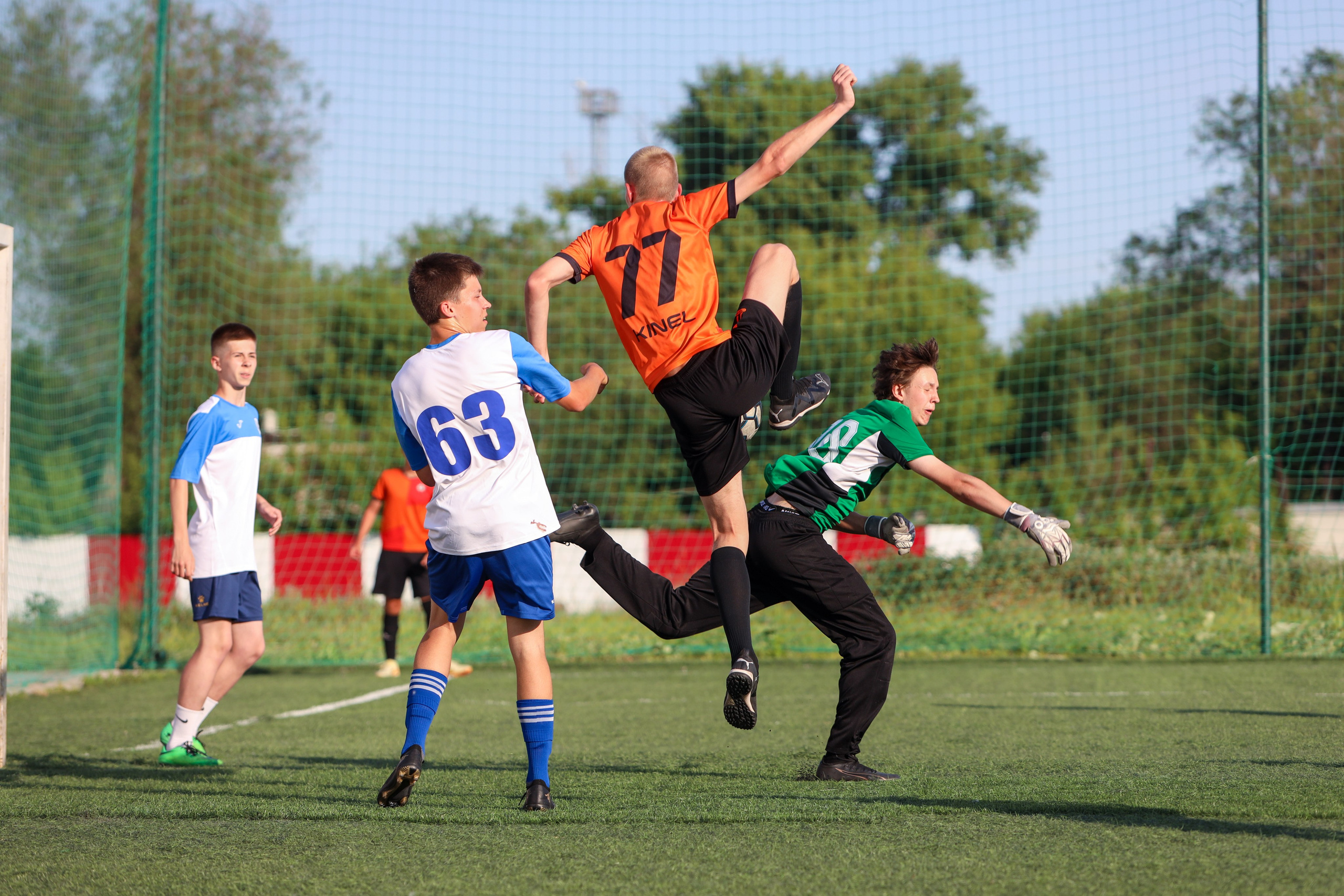 Кинель — Виктория Унион. Чемпионат СФПЛ. Молодежная футбольная лига U-15. Спортивный фотограф в Самаре