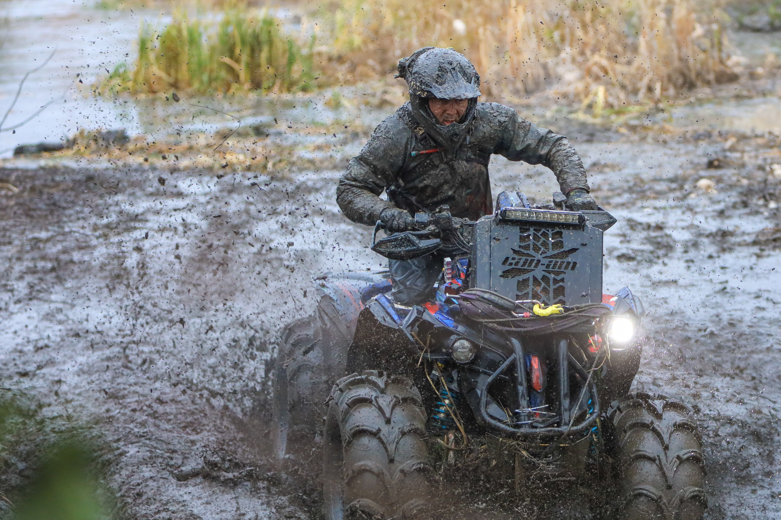 Гонки на квадроциклах Грязевое кольцо. Спортивный фотограф в Самаре