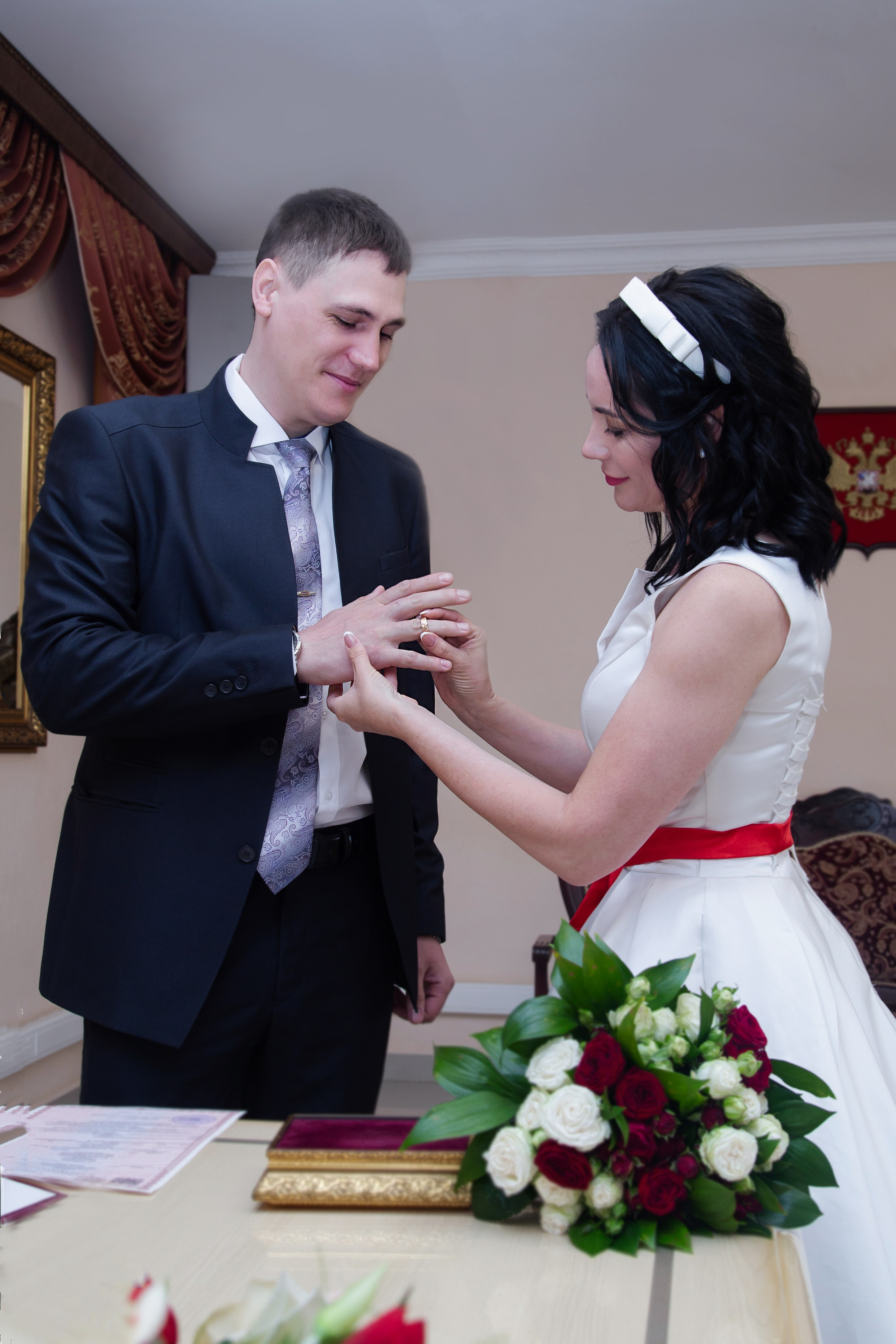 Свадебные фото. Фотограф Краснодара, фотограф в парке Галецкого.репортажный фотограф. детский фотограф, свадебный фотограф. профессиональный фотограф