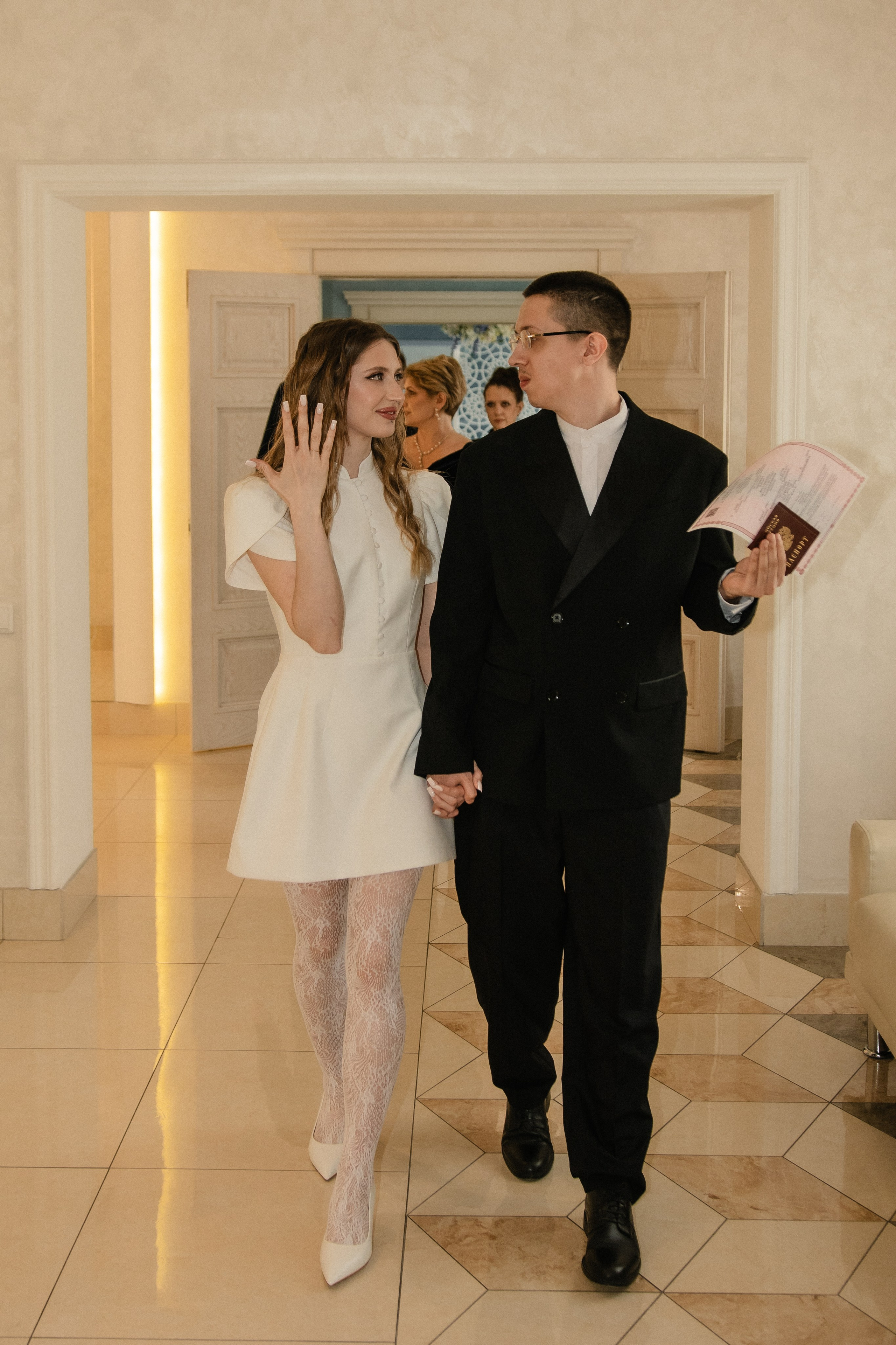 Дарья и Макар ЗАГС Центральный. Фотограф Новосибирск