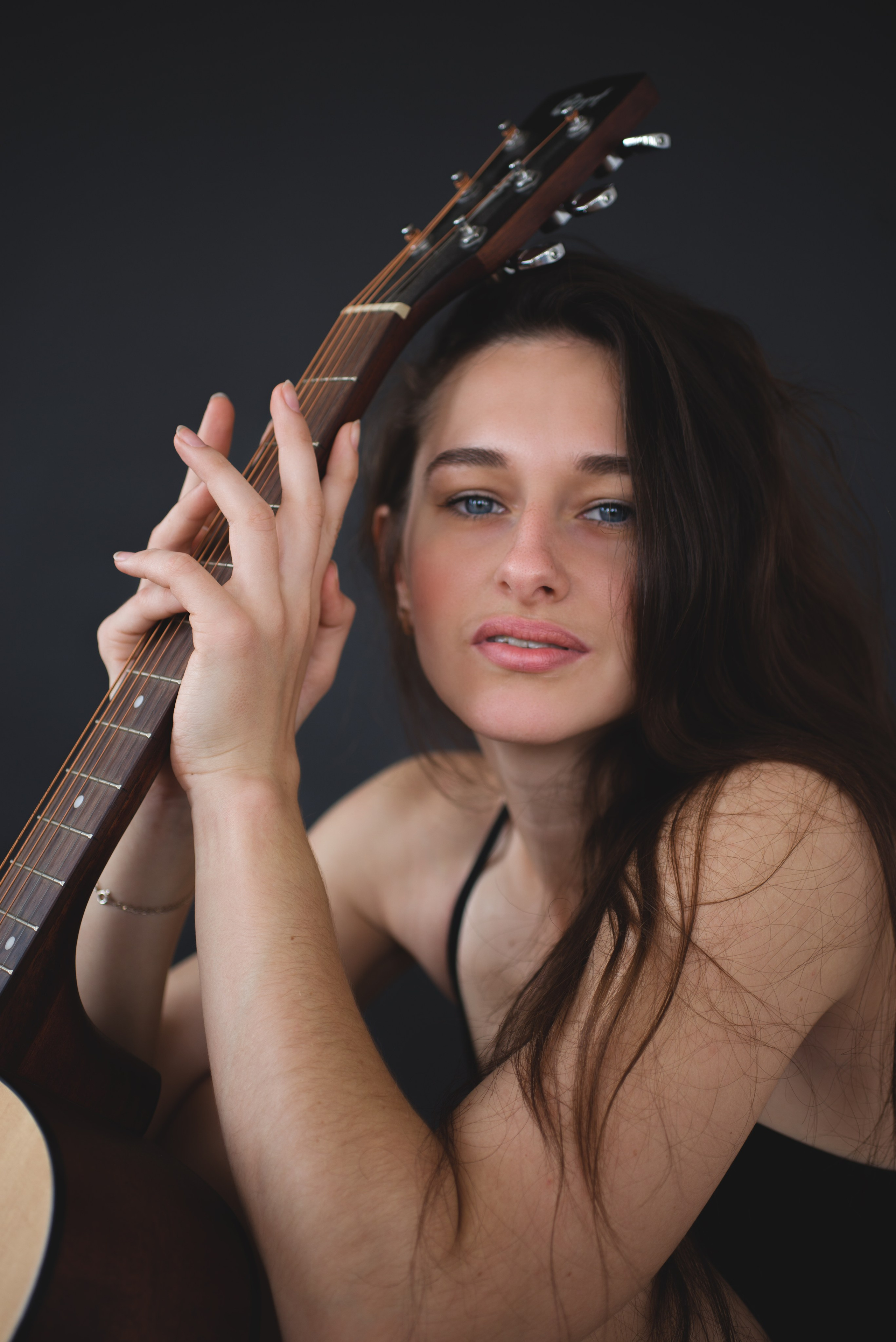 Guitar girl. Фотограф Людмила Белова