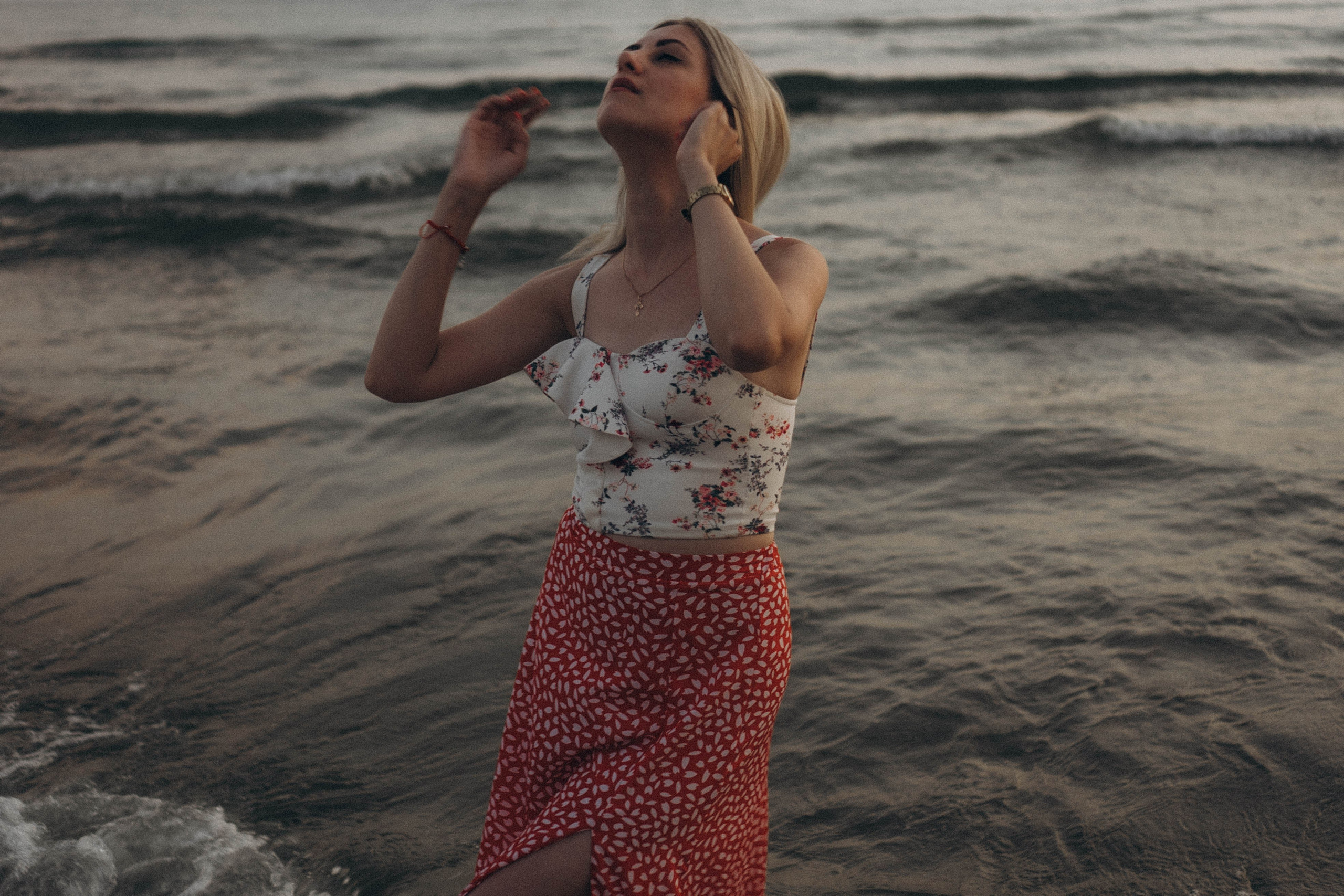 Июльский вечер на берегу черного моря. Профессиональный фотограф, Санкт-Петербург — Виктория Богомолова