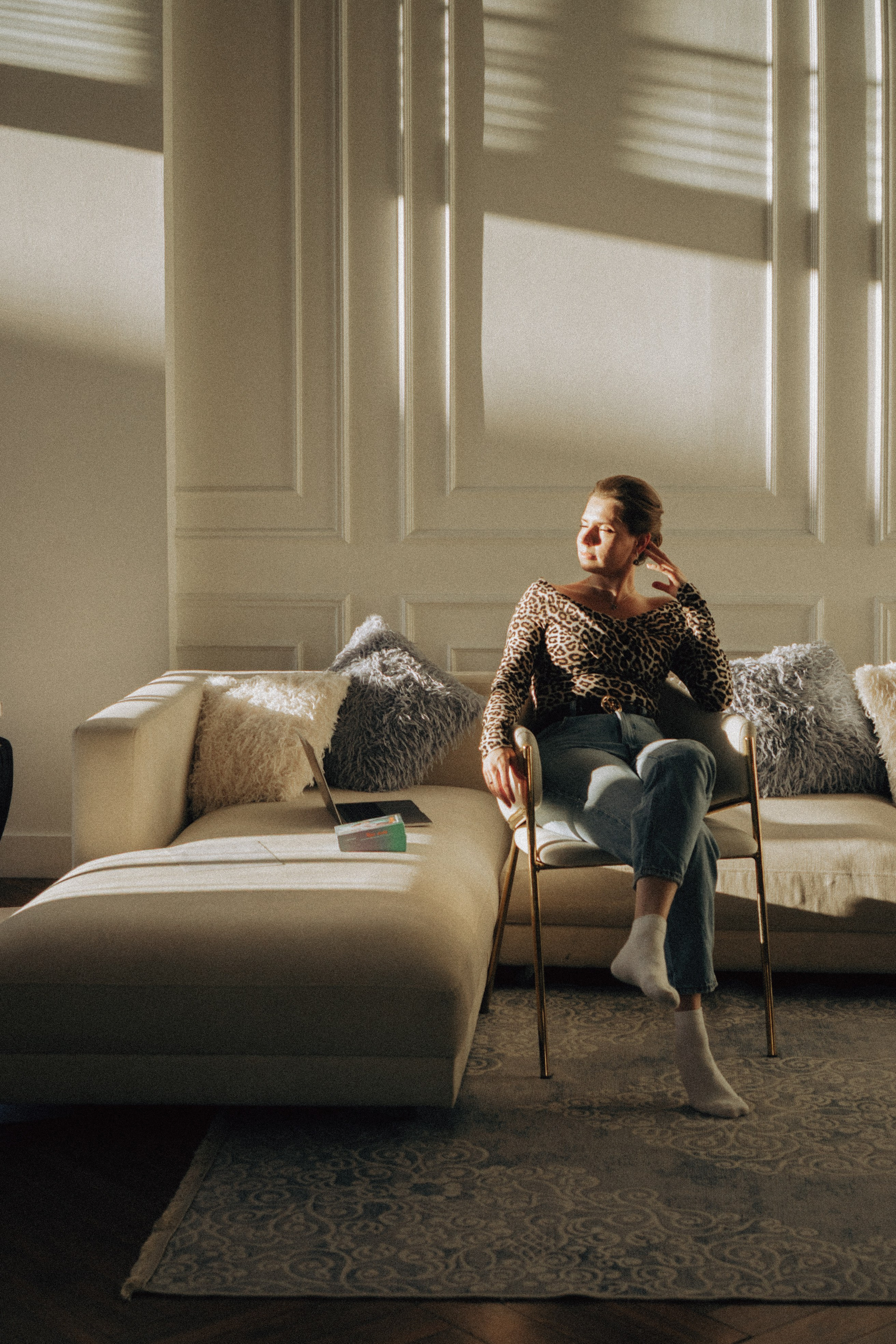 ФОТОСЕСИИЯ В СТУДИИ ДЛЯ ДЕВУШКИ ПСИХОЛОГА. Профессиональный фотограф, Санкт-Петербург — Виктория Богомолова