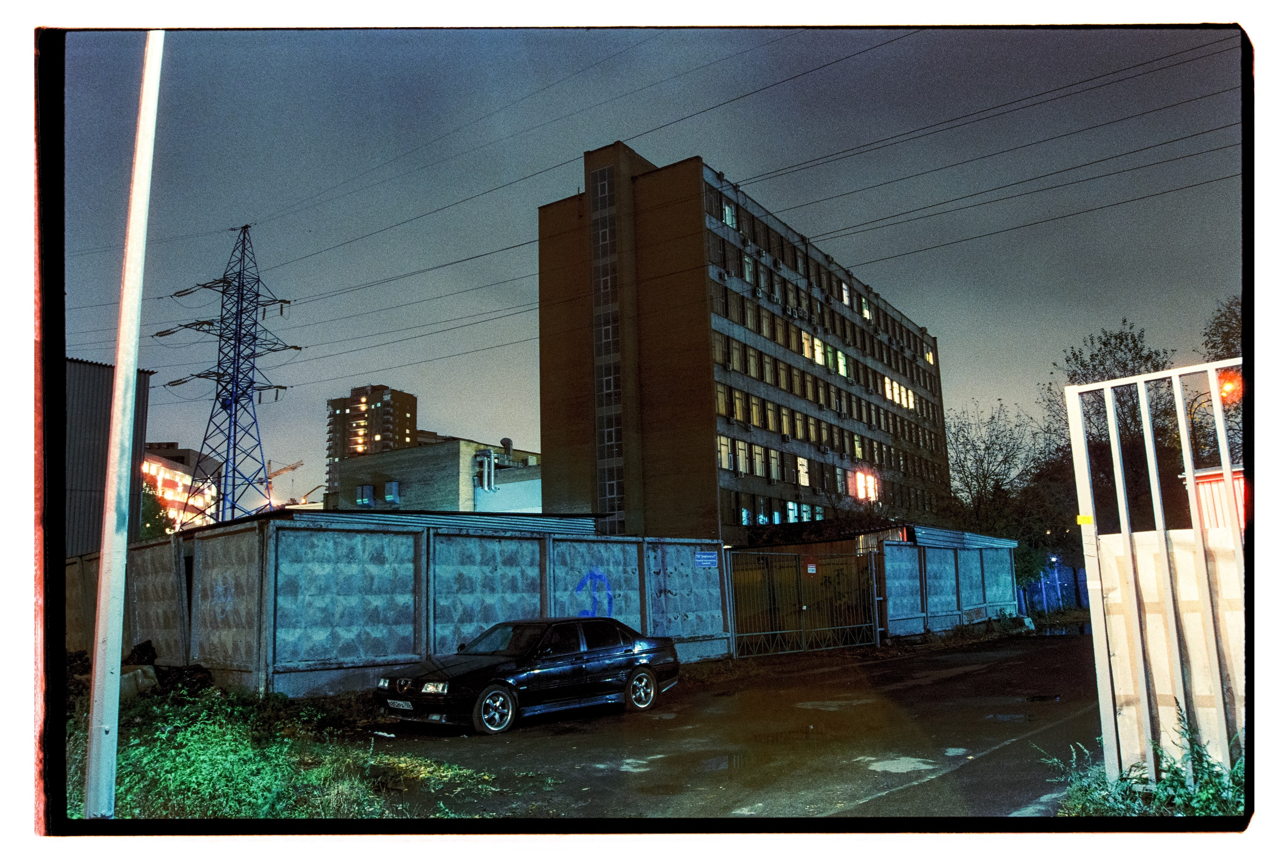 CARS. ANNA — PHOTOGRAPHER