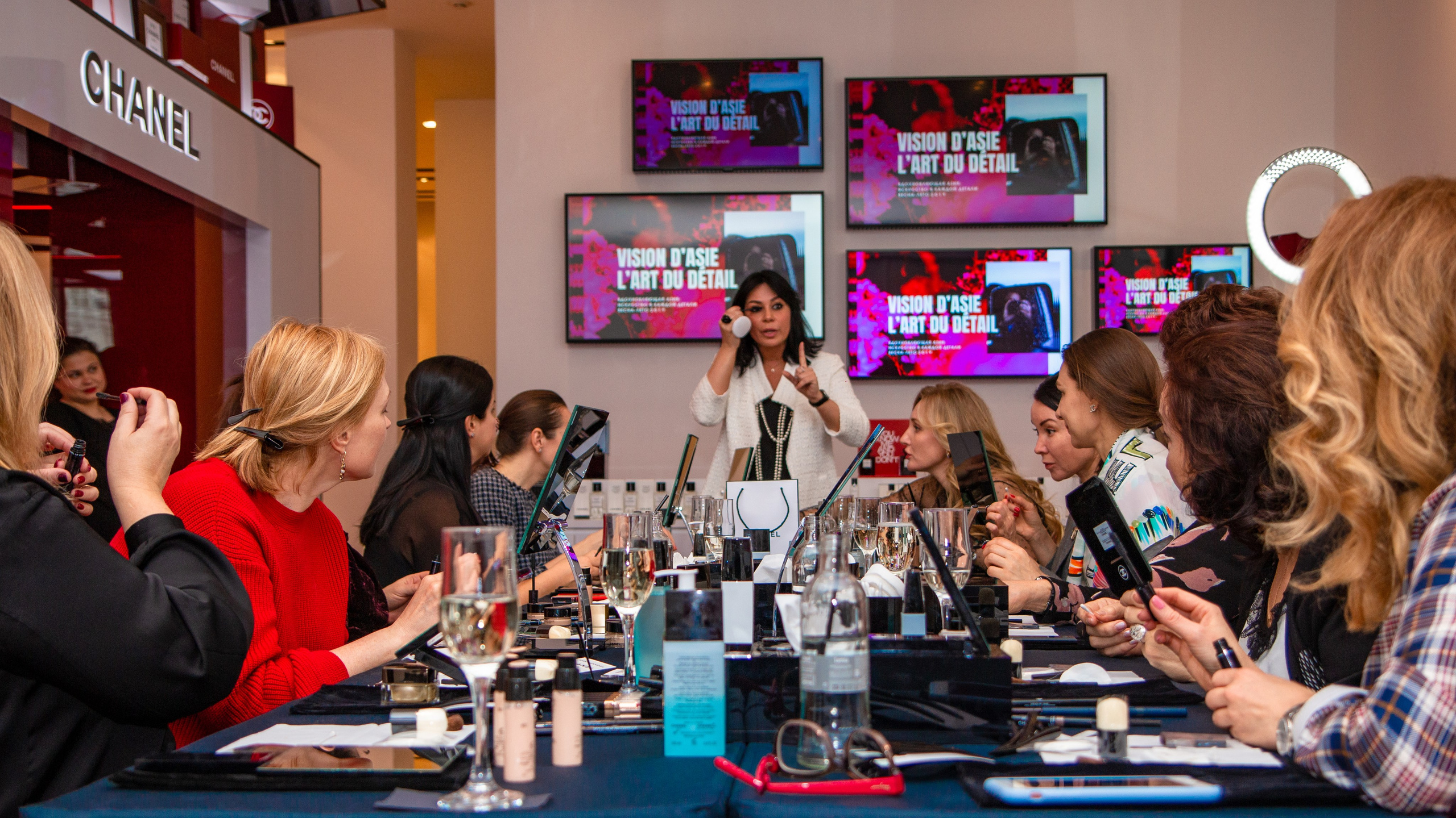 Chanel Екатеринбург. Предметный и репортажный фотограф Алексей Кротов