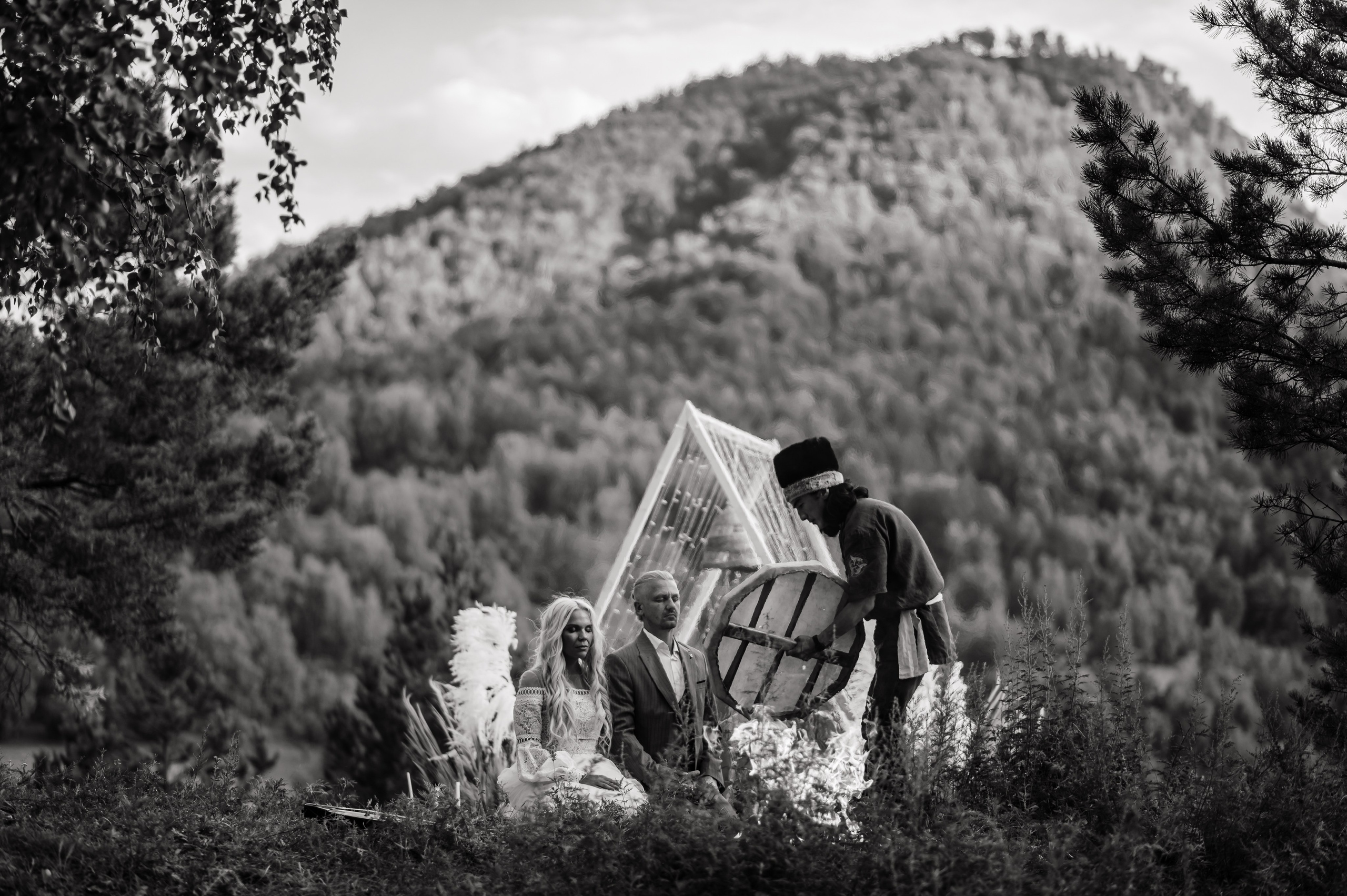 Паша и Даша. Свадебная  съемка на Алтае