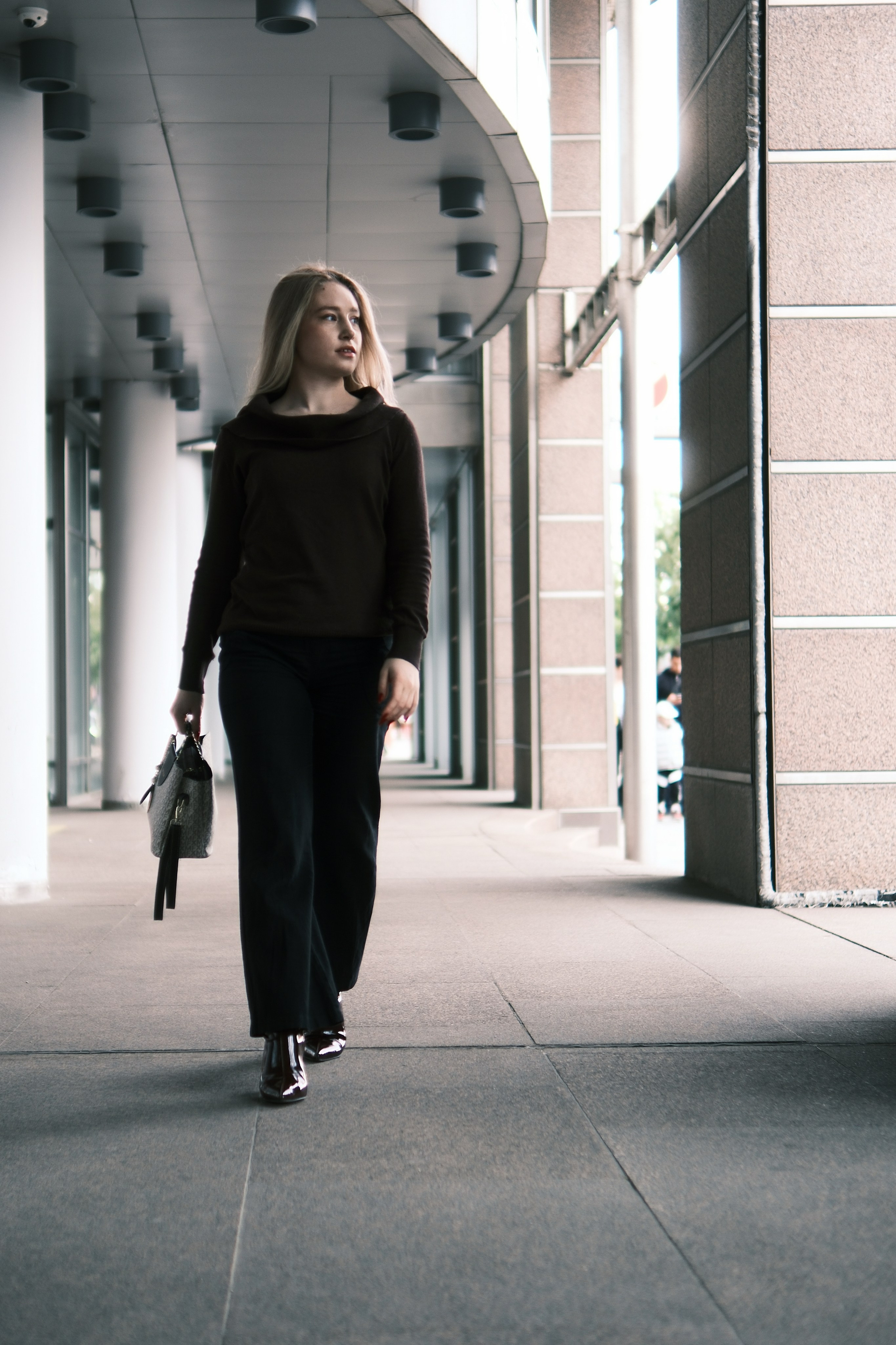 Екатерина — стрит. Фотограф в Москве Михаил Елизарьев