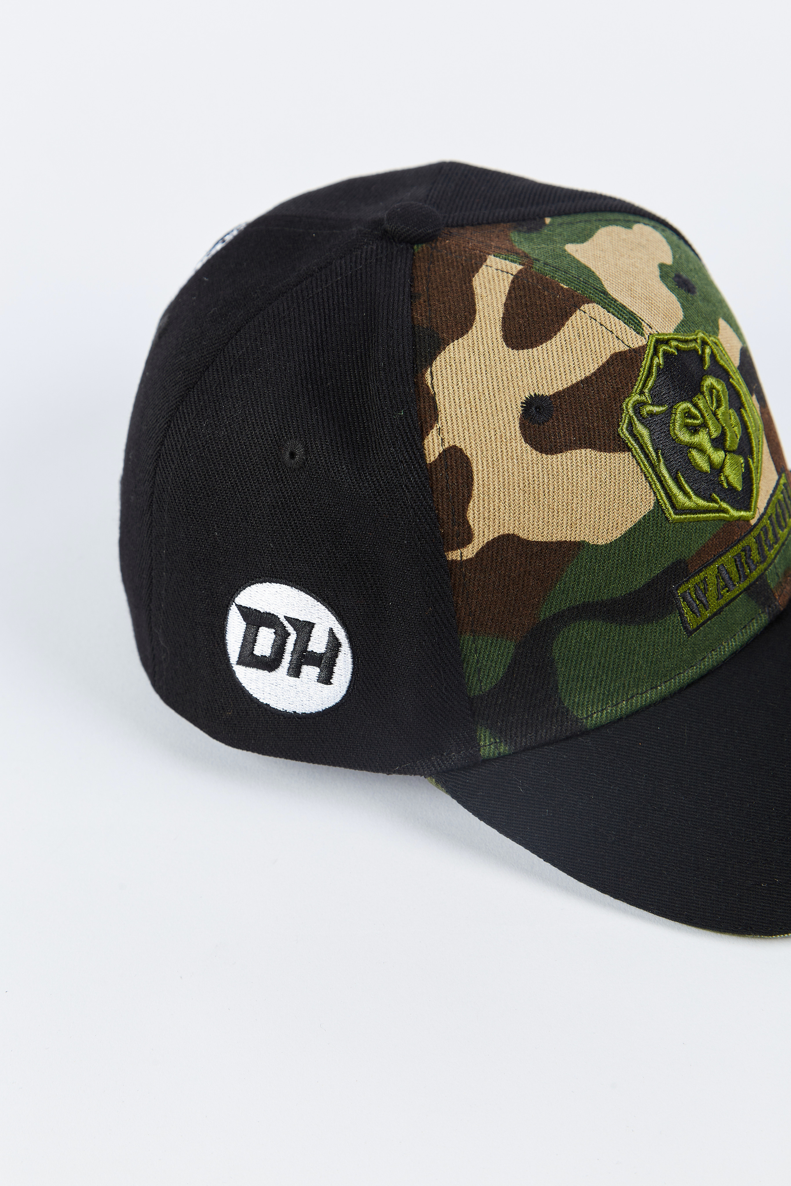 Съемка кепок. Фотограф Руслан Потапов в Краснодаре