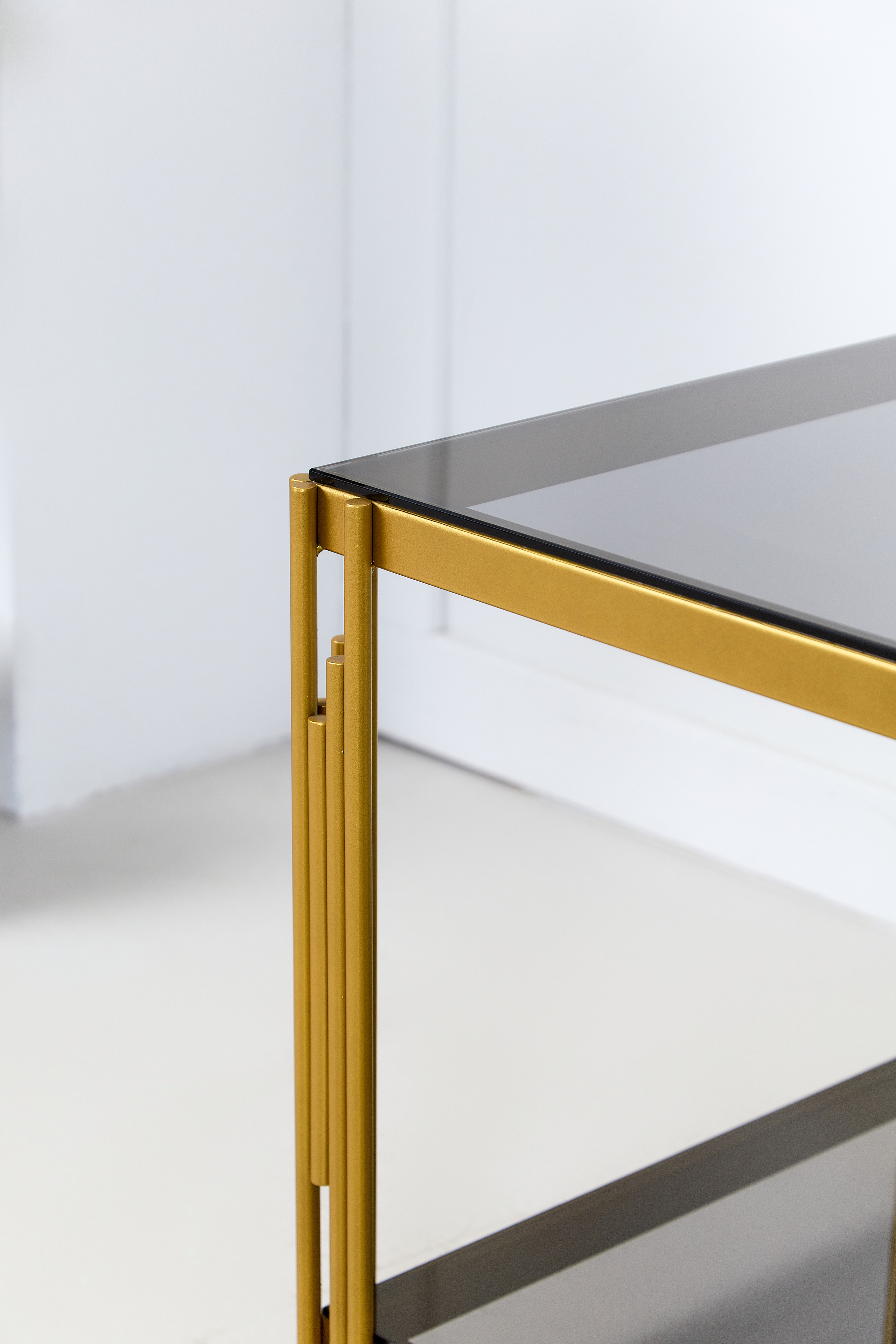 Съемка столов. Фотограф Руслан Потапов в Краснодаре