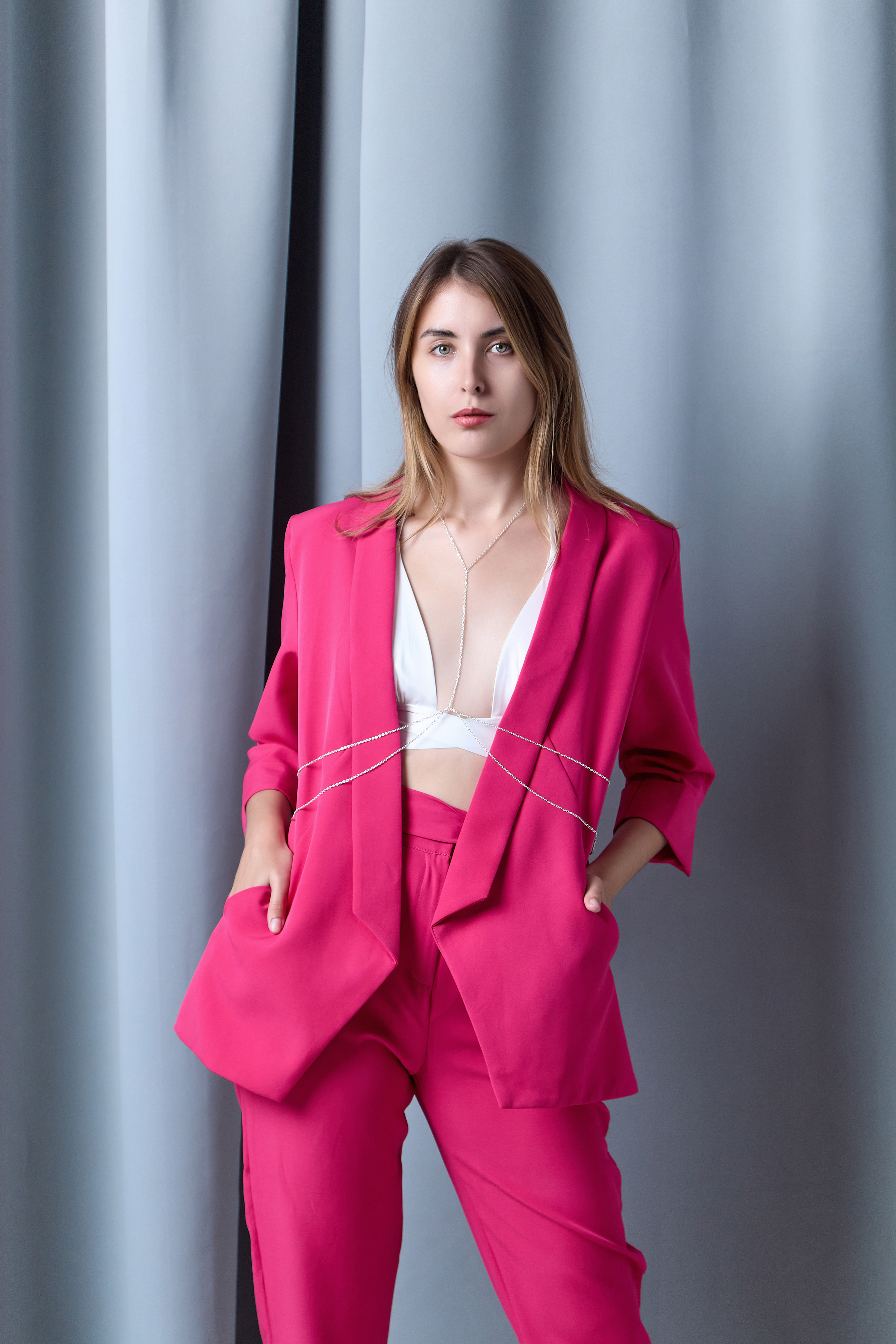 Съемка одежды для шоурума. Фотограф Руслан Потапов в Краснодаре