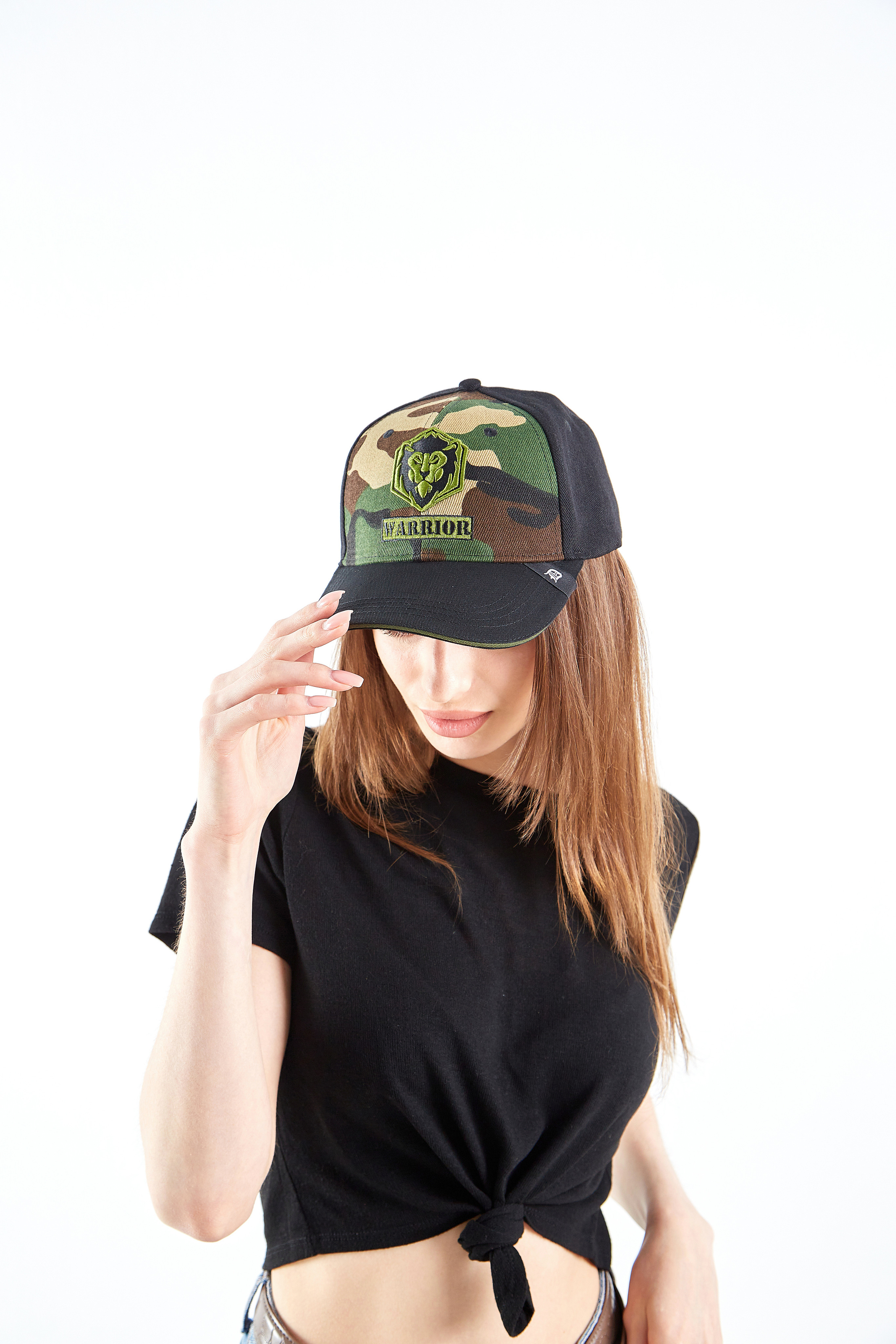 Фото кепок для маркетплейсов. Фотограф Руслан Потапов в Краснодаре