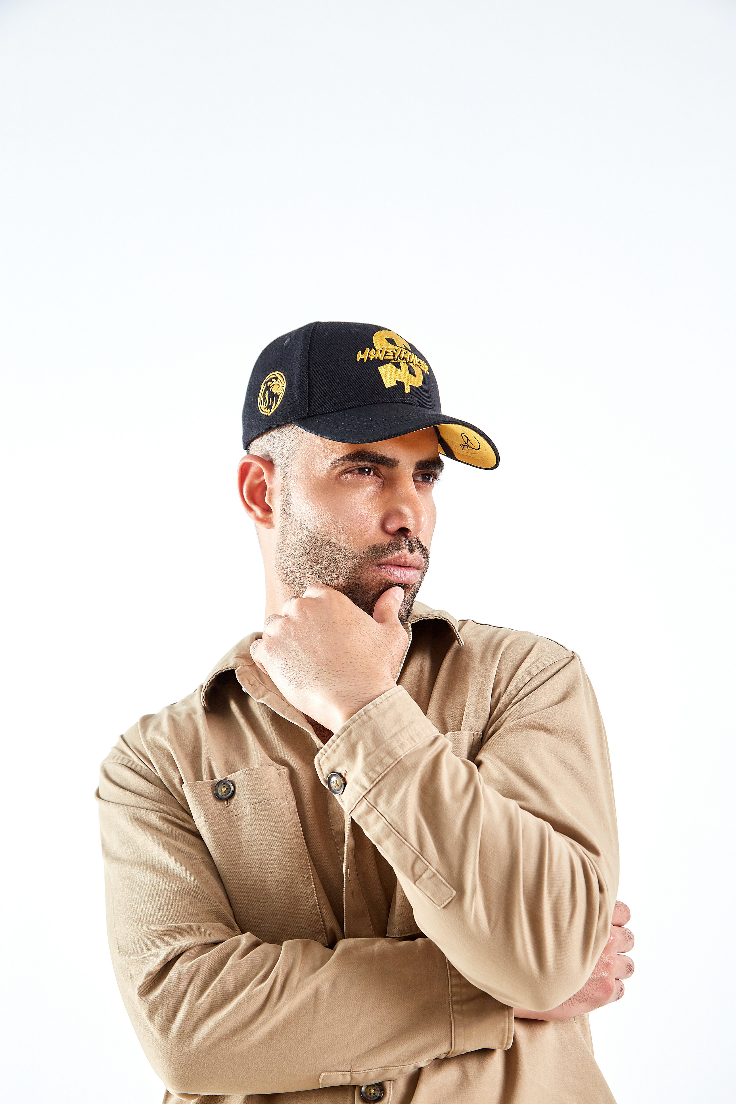 Фото кепок для маркетплейсов. Фотограф Руслан Потапов в Краснодаре