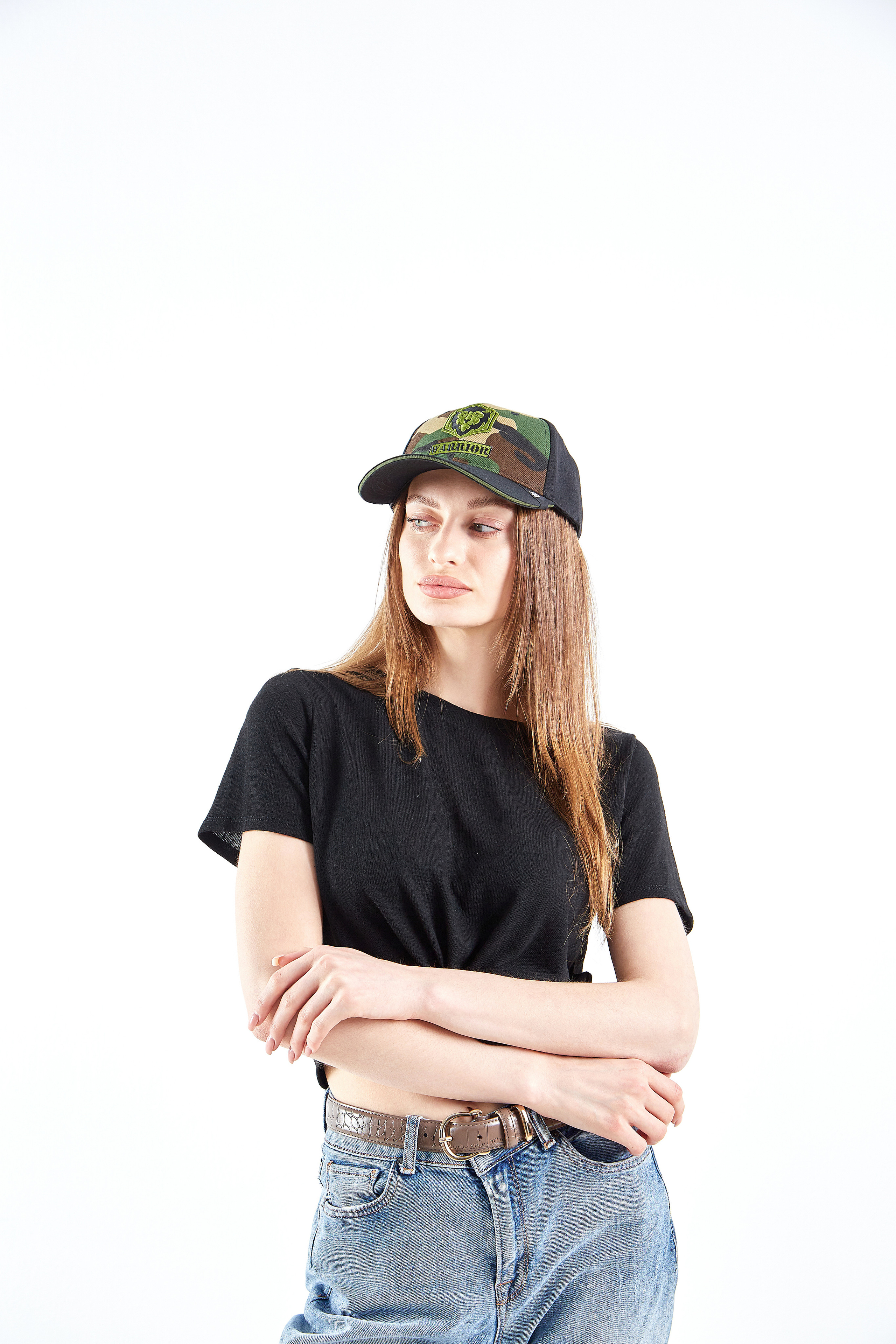 Фото кепок для маркетплейсов. Фотограф Руслан Потапов в Краснодаре