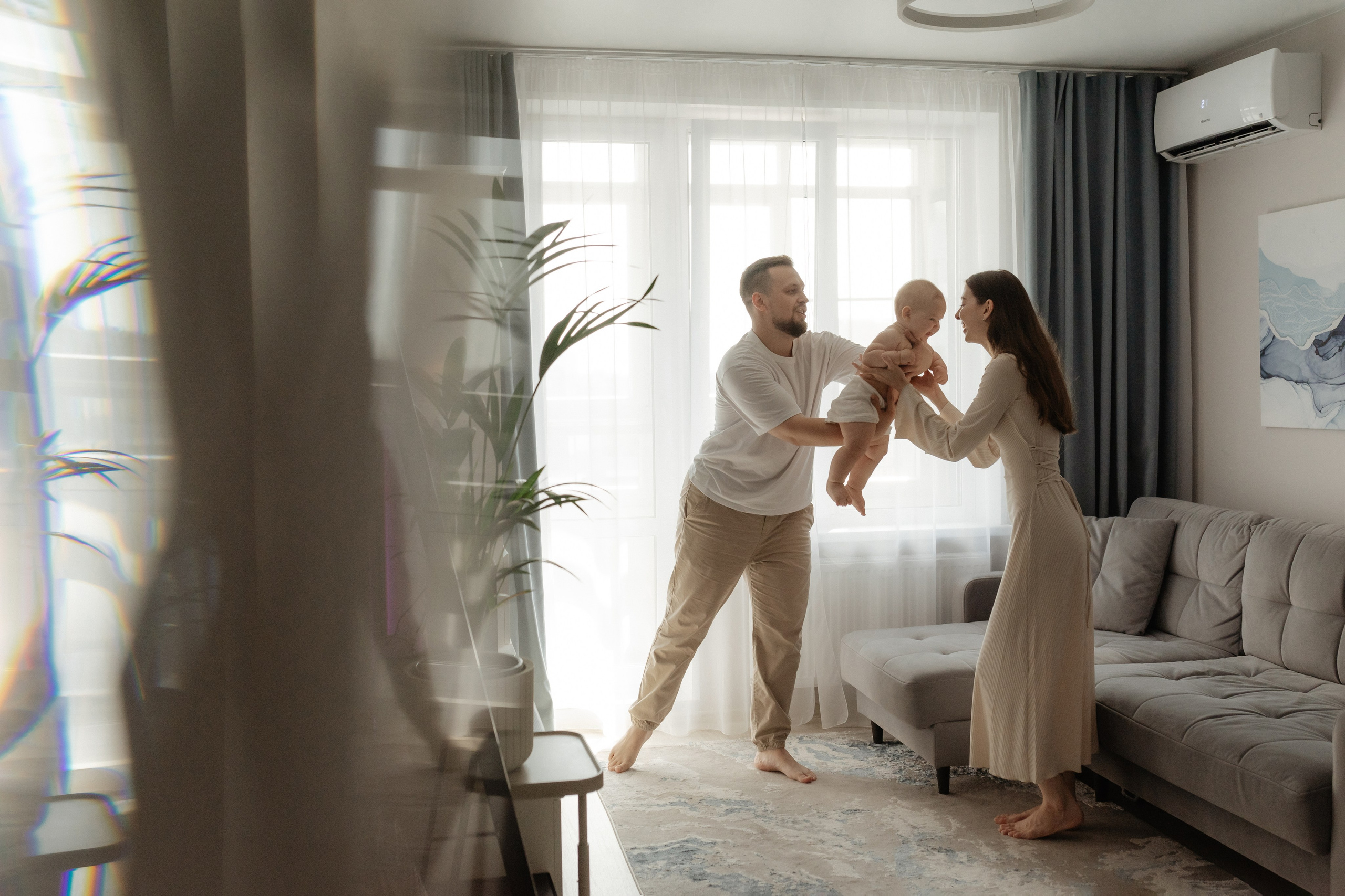 Семейная фотосессия дома. Семейный и портретный фотограф Нижний Новгород