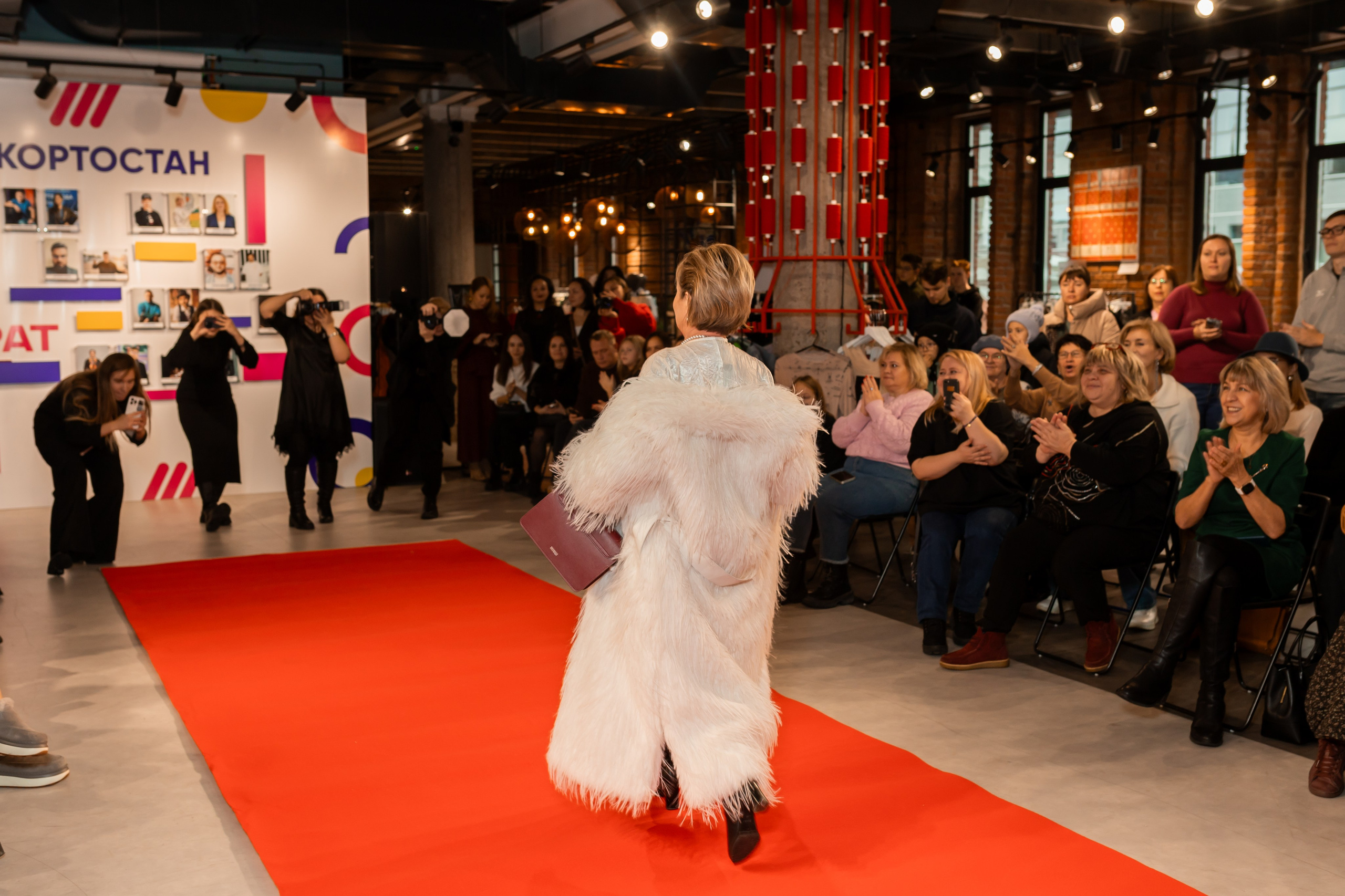 Показ проекта Super woman. Марина Шаймухаметова. Фотограф в Уфе