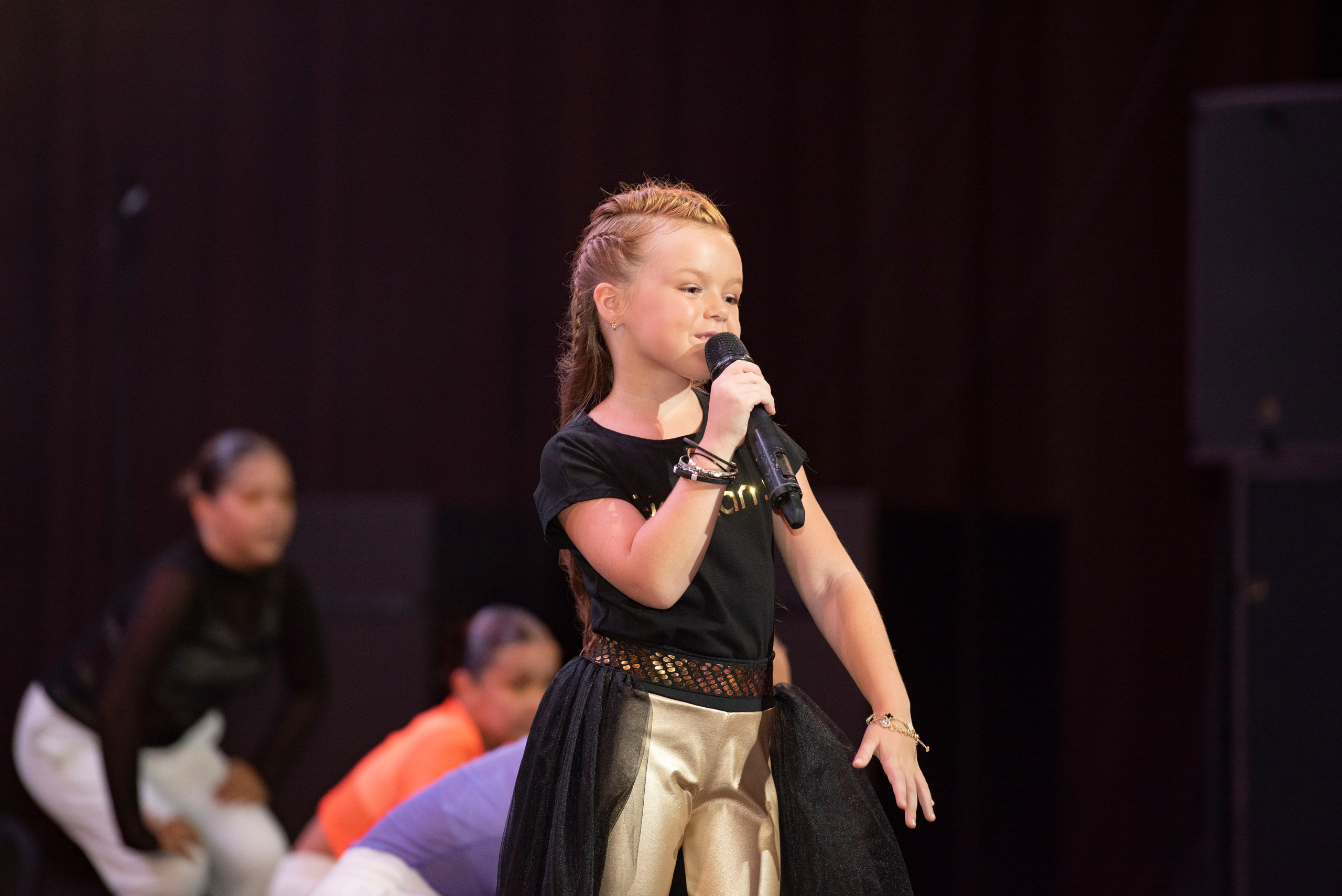 Фотограф на концерт. Свадебный, семейный, фэшн фотограф, школьный фотограф в Сочи