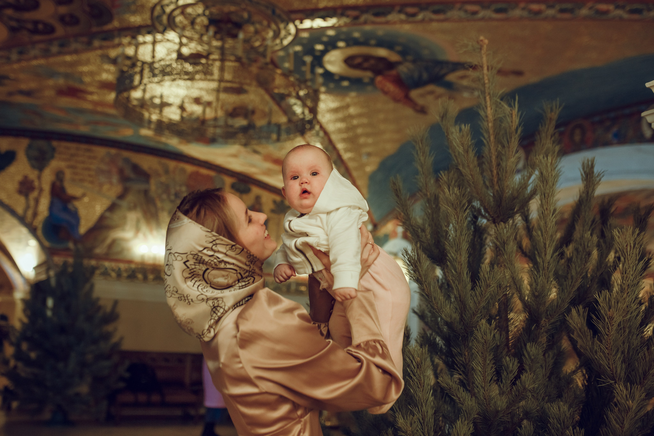 Крещение Виктории. Фотограф на Крещение, семейный фотограф в Москве