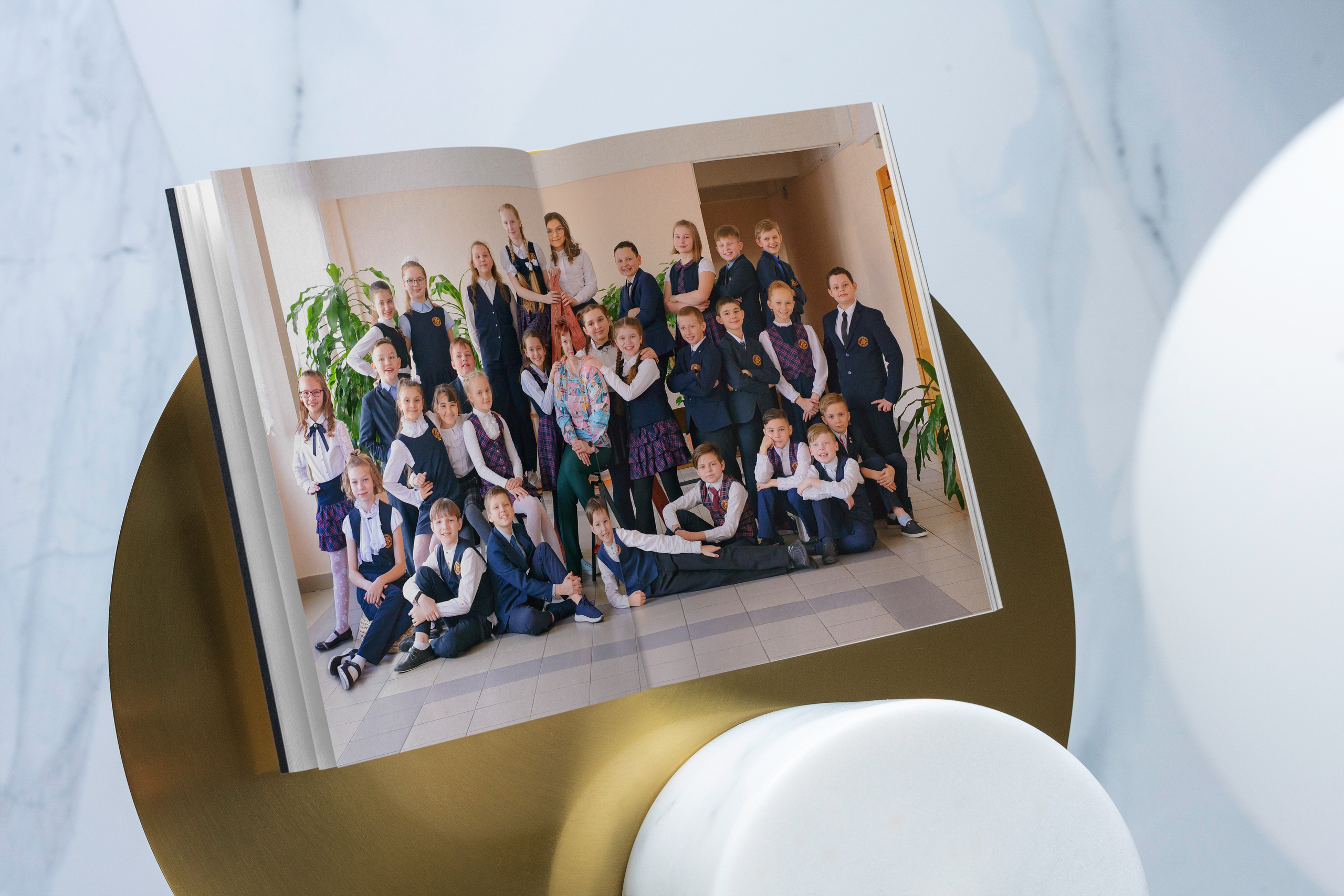 Стильный выпускной альбом для 4 класса. Выпускные альбомы для школы и детского сада в СПб и ЛО