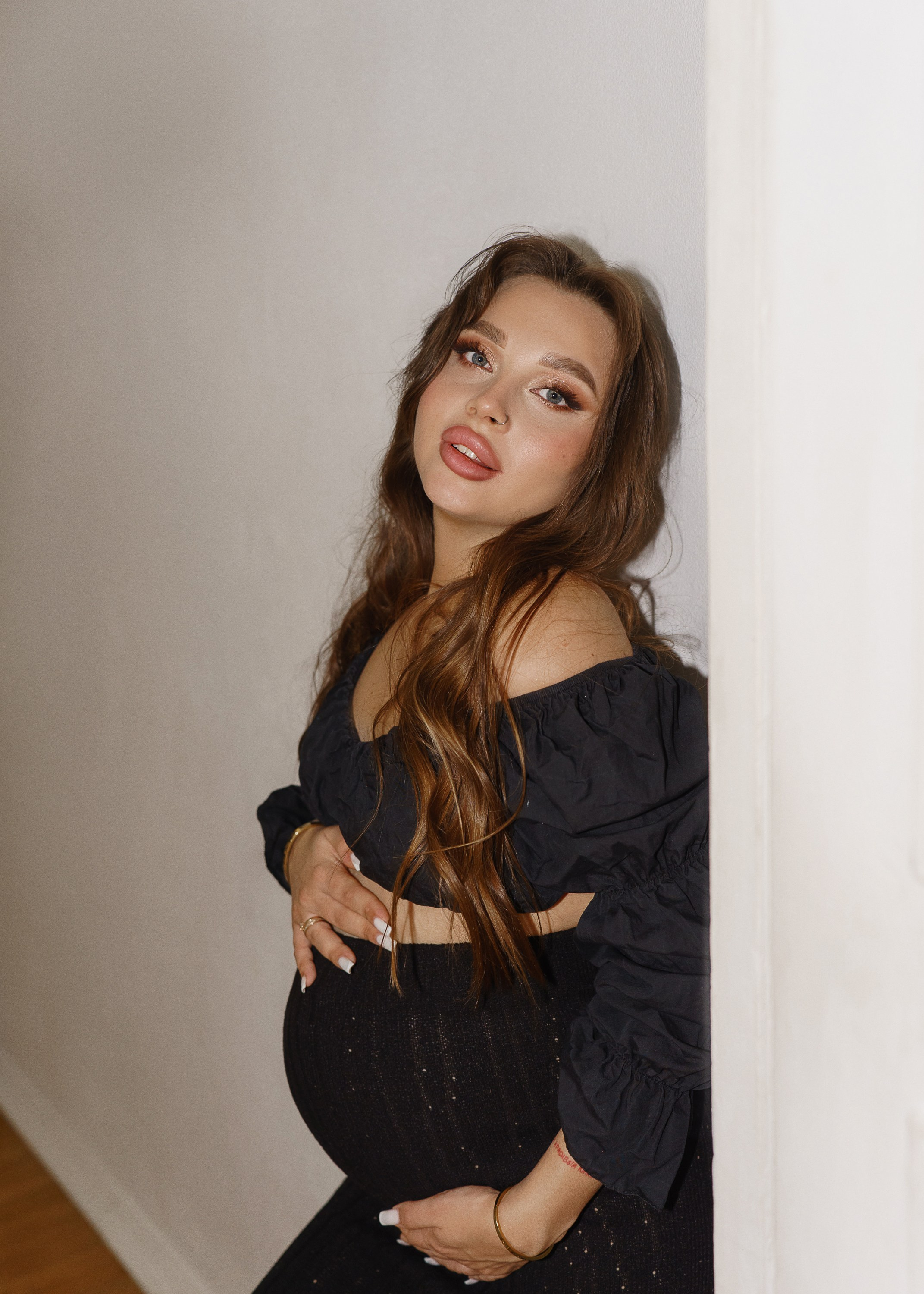 САША И ЛЕША. Женский портрет