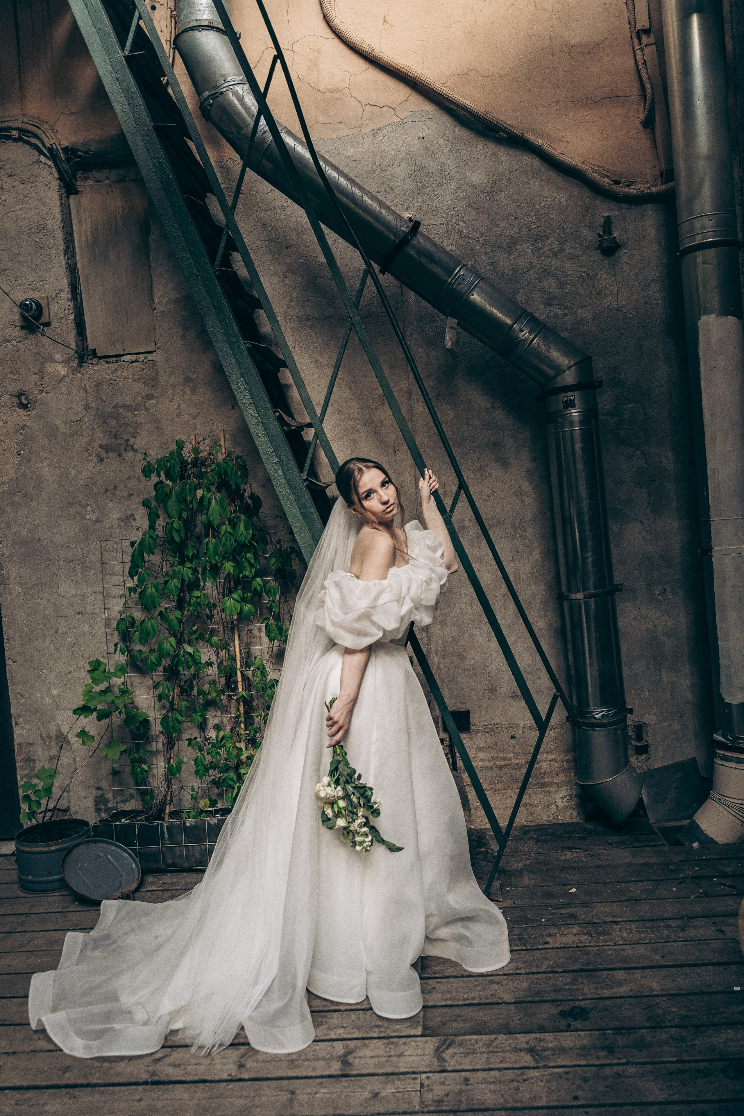 Professional photoartist in St. Petersburg (wedding, reportage, portrait, model book, love story) Alexander Shvedov