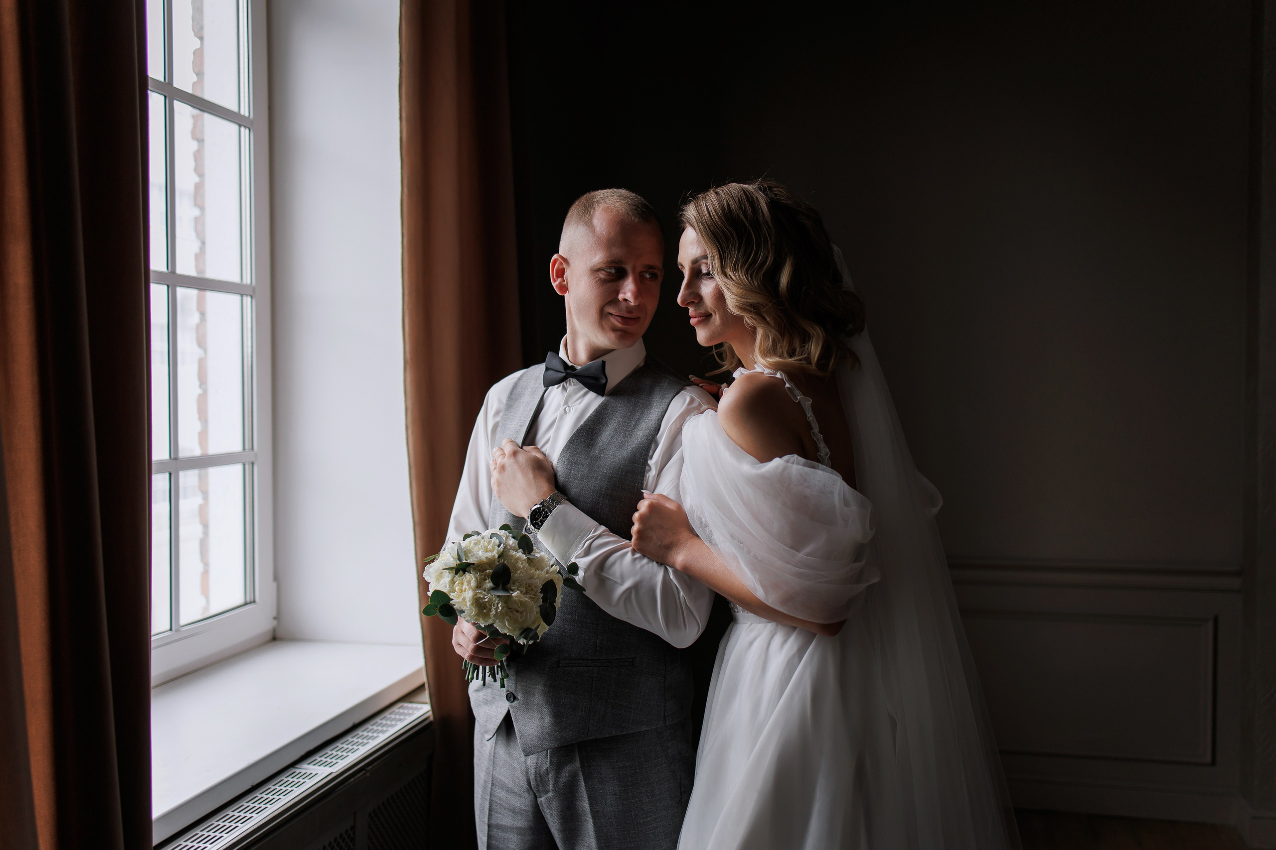 Яков и Валерия. Свадебный фотограф в Омске Яна Савина