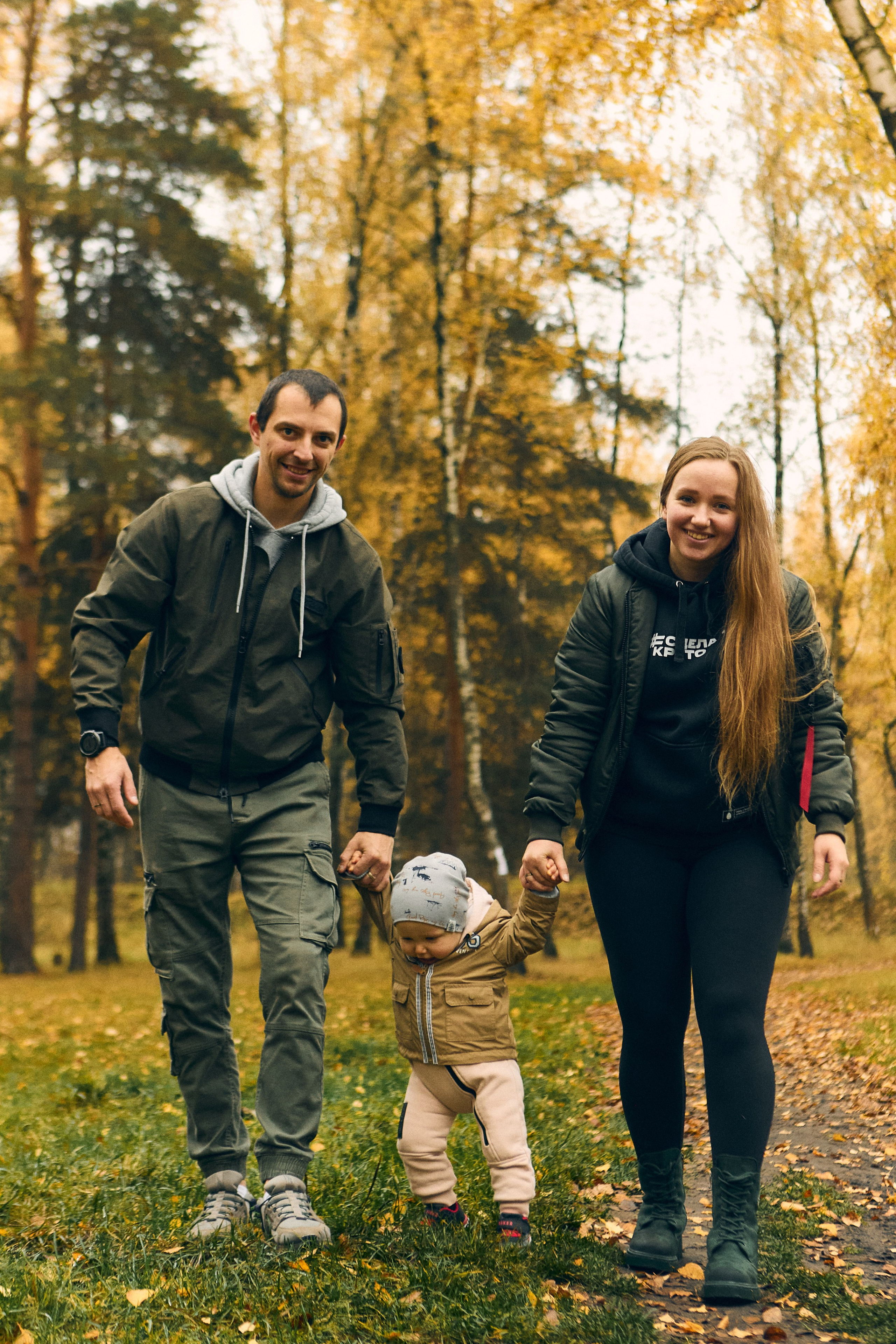Семейная фотосессия дома и на прогулке в Москве