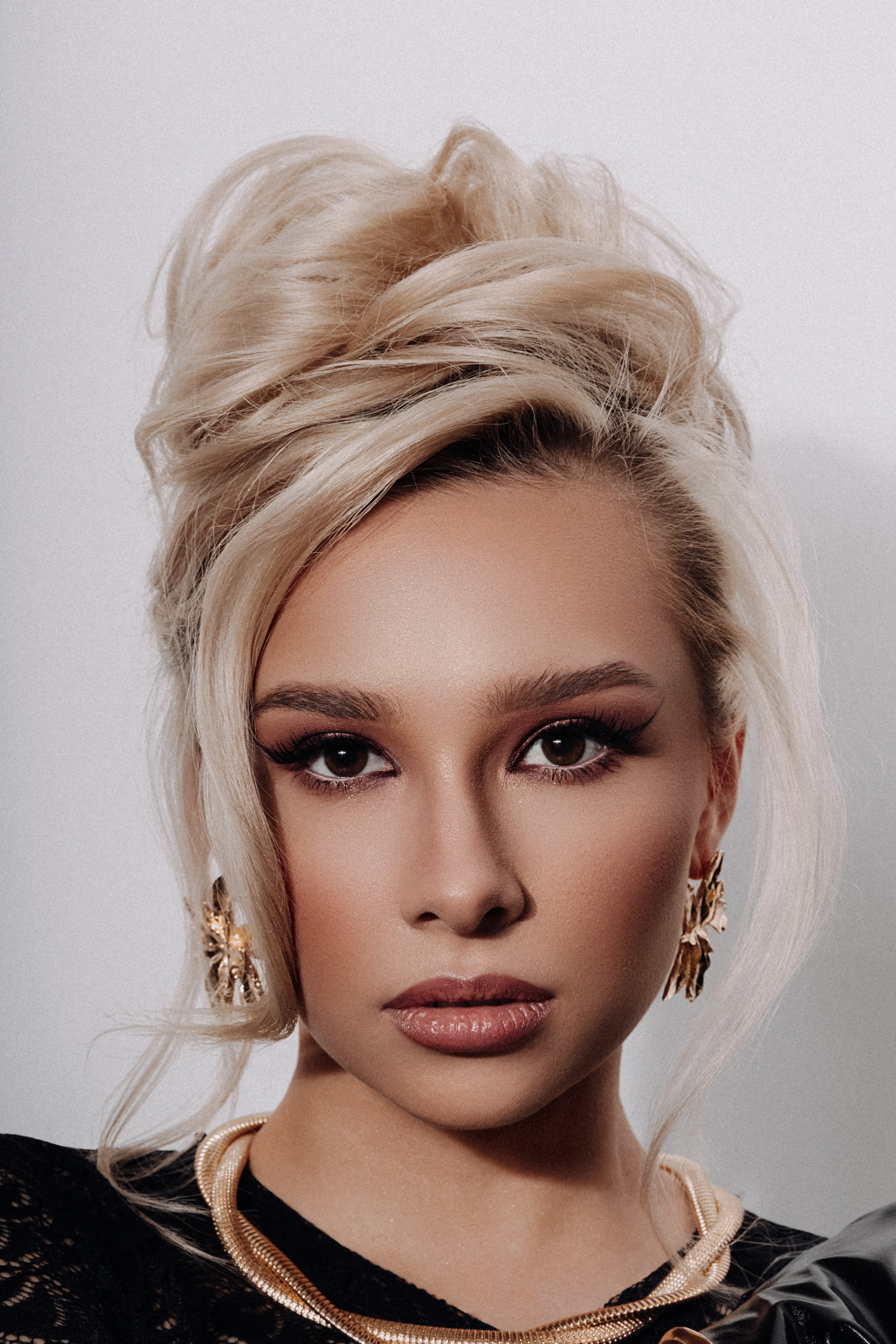 фотосессия с макияжем и укладкой в Ярославле