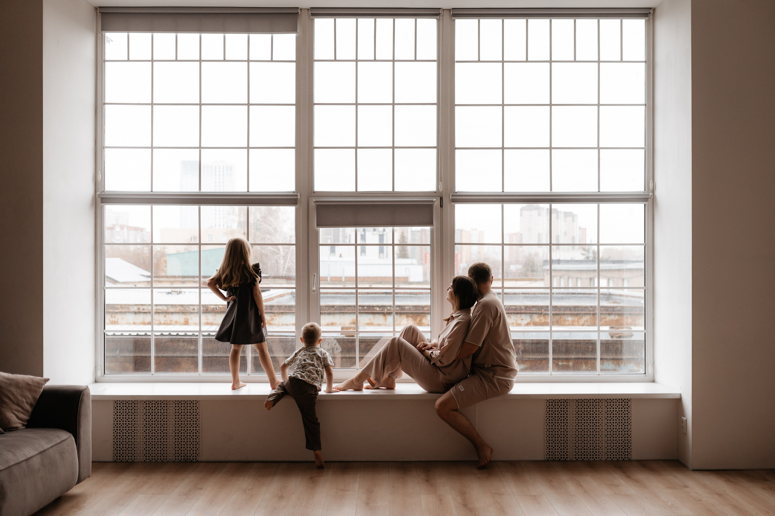 В минималистичной студии. Главная