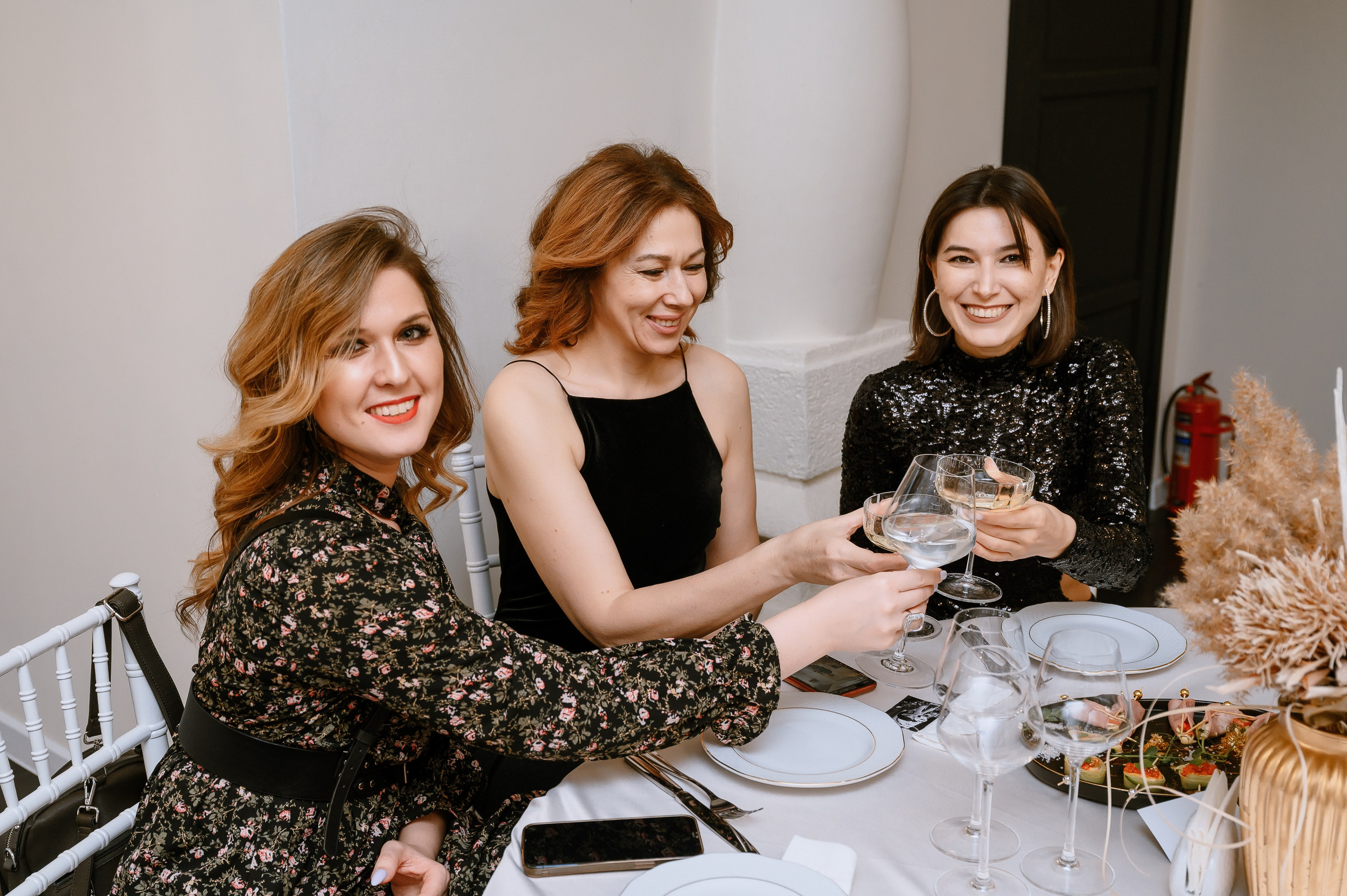 Поэтический вечер Ольги Любимовой. Свадебный и просто хороший фотограф в Челябинске