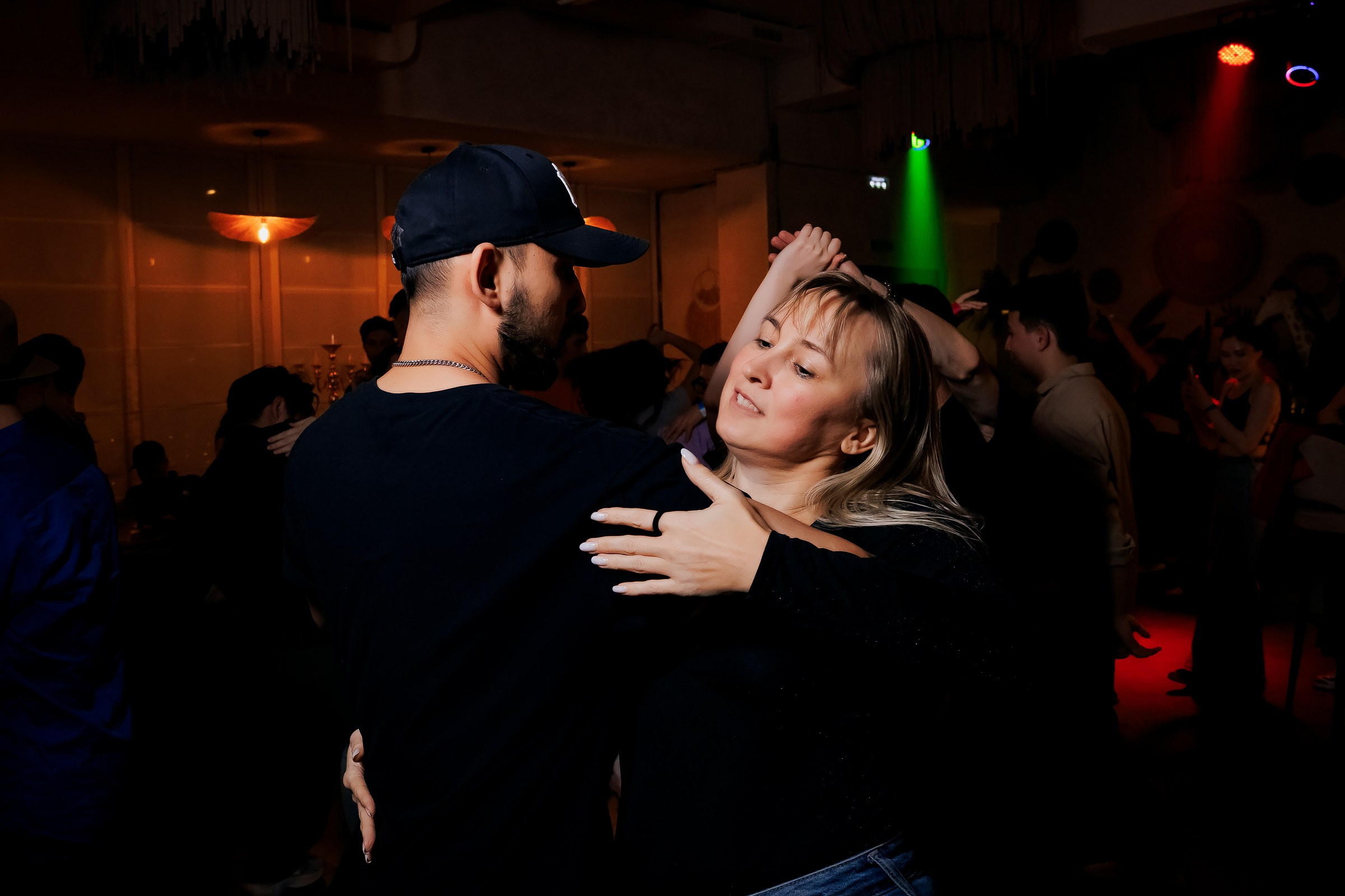 Bachata party. Репортажный фотограф в Алматы Каюпов Сержан