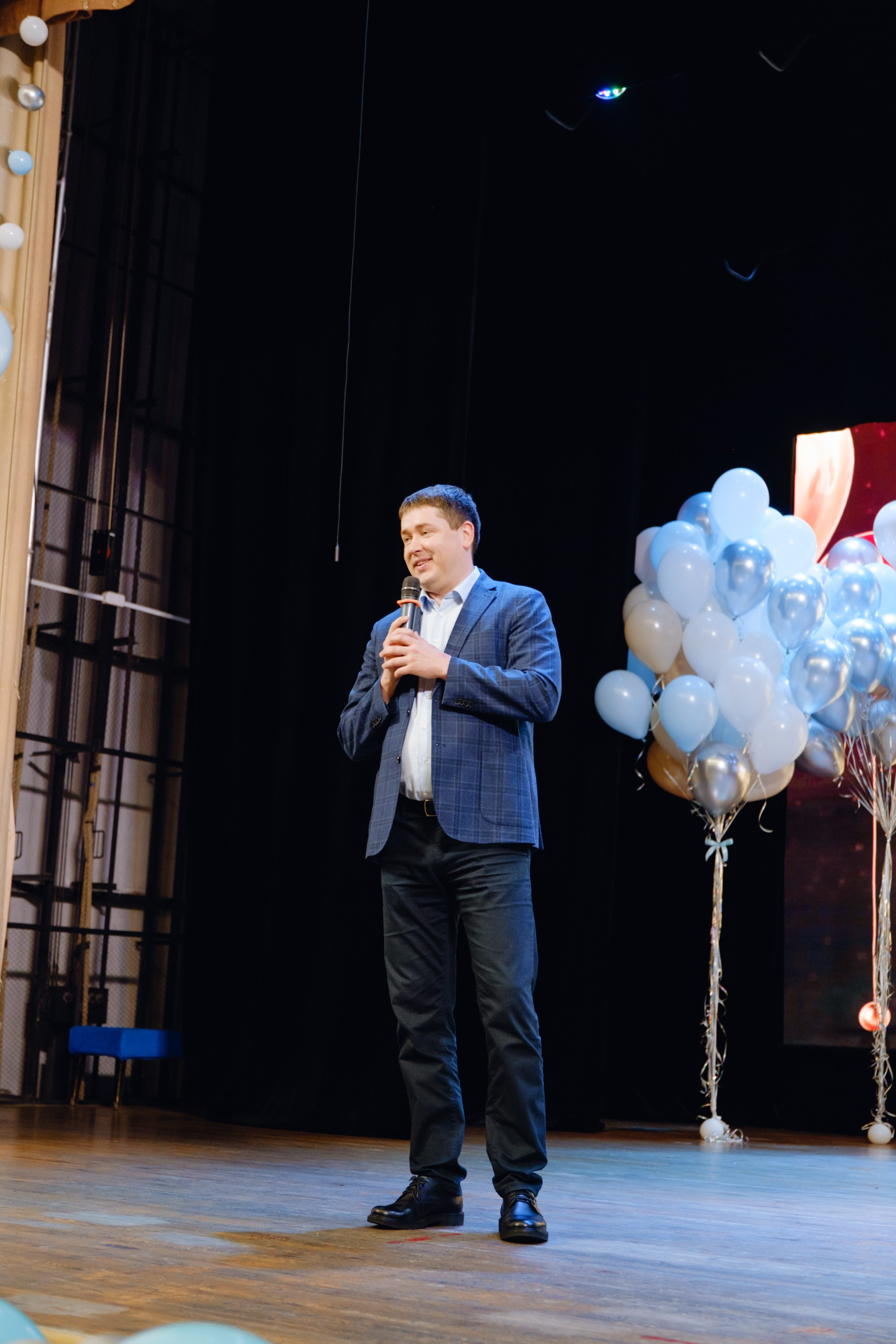 Последний звонок 11 класс. Фотограф Софья Володкина